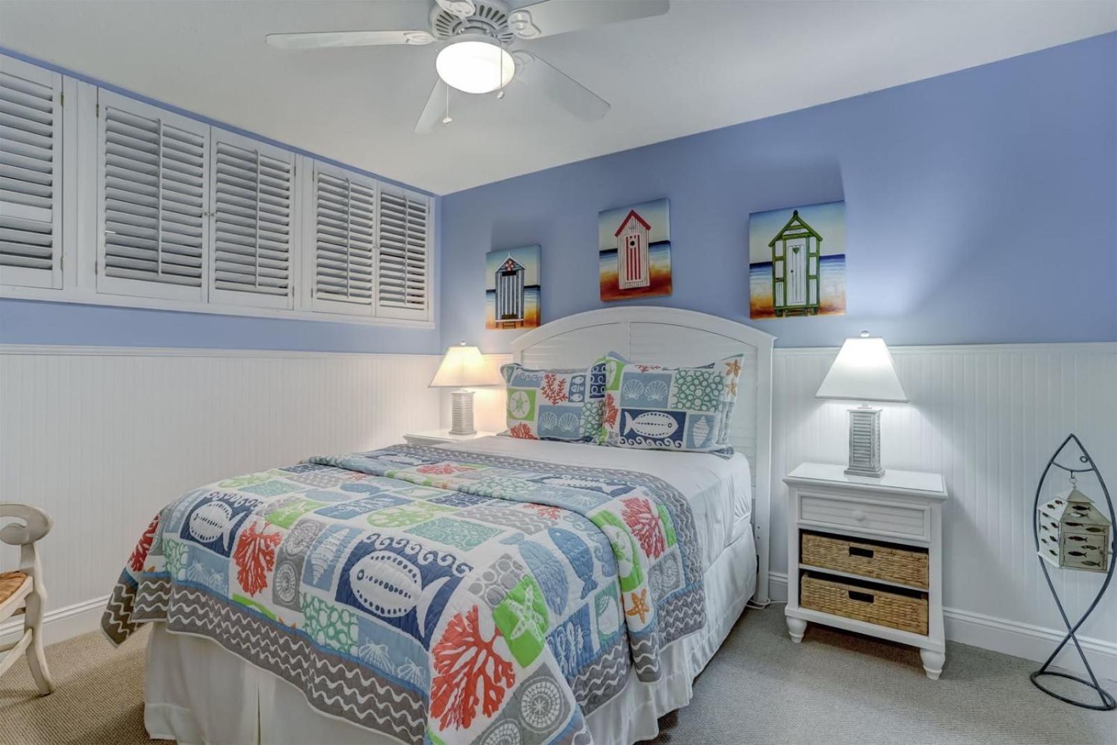 405 Ketch Courtyard Apartment *