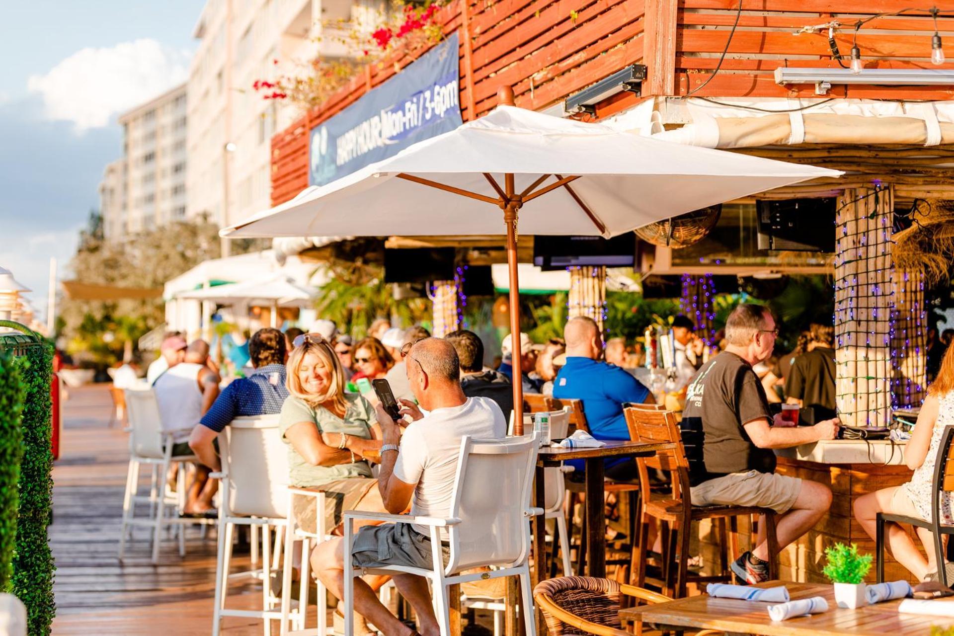 Hotel Sands Harbor And Marina 3*