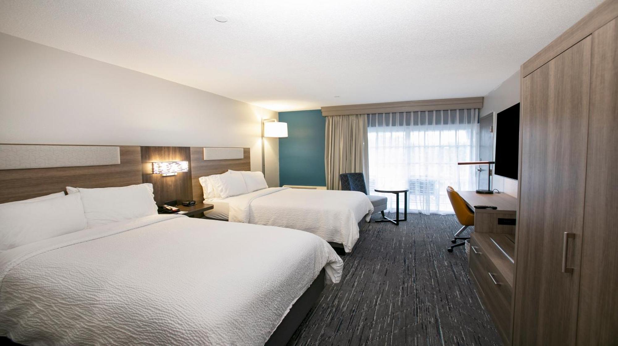 Hotel Express- North Palm And Ihg 3*
