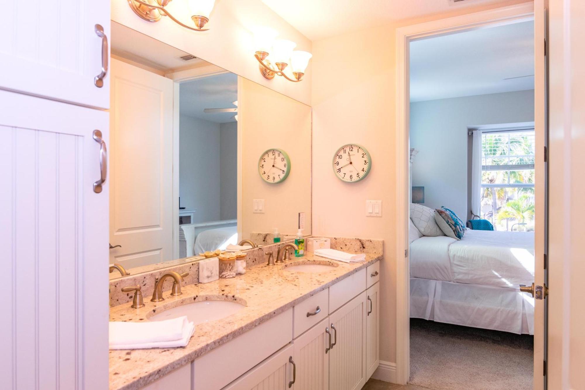 One Particular Harbour 379-101 Bradenton