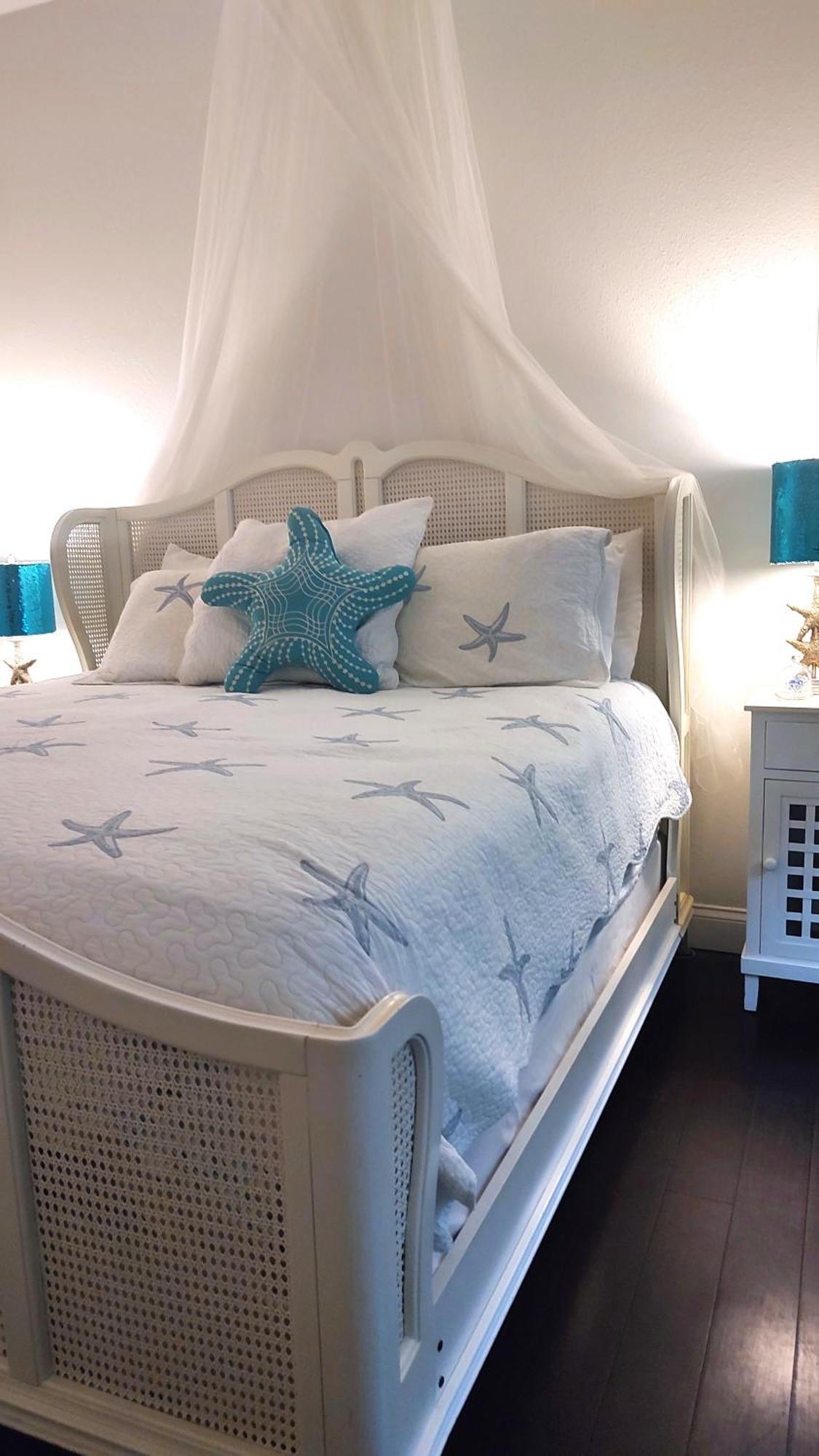 On The Avenue 4* New Smyrna Beach