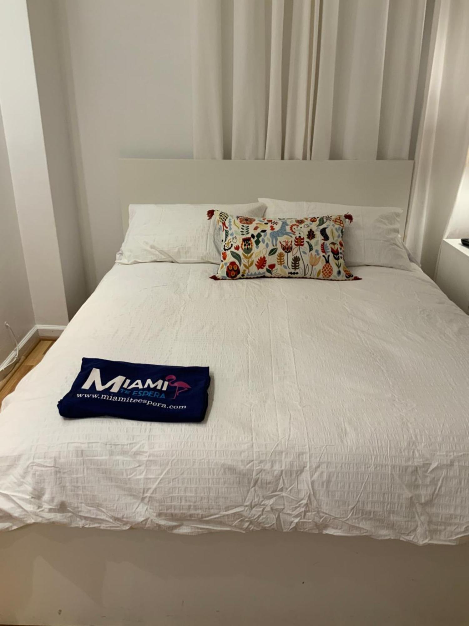 Stunning By Miami Te Espera - 7w
