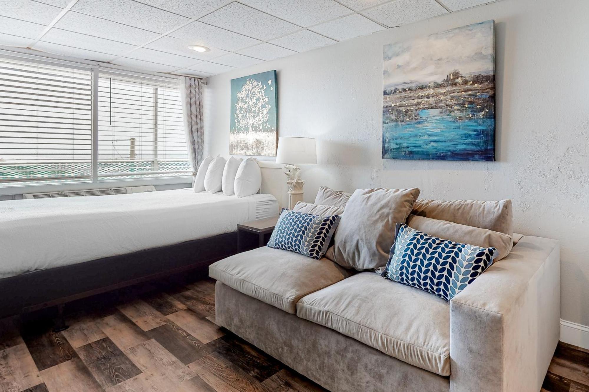 Fontainebleau Terrace Holiday home