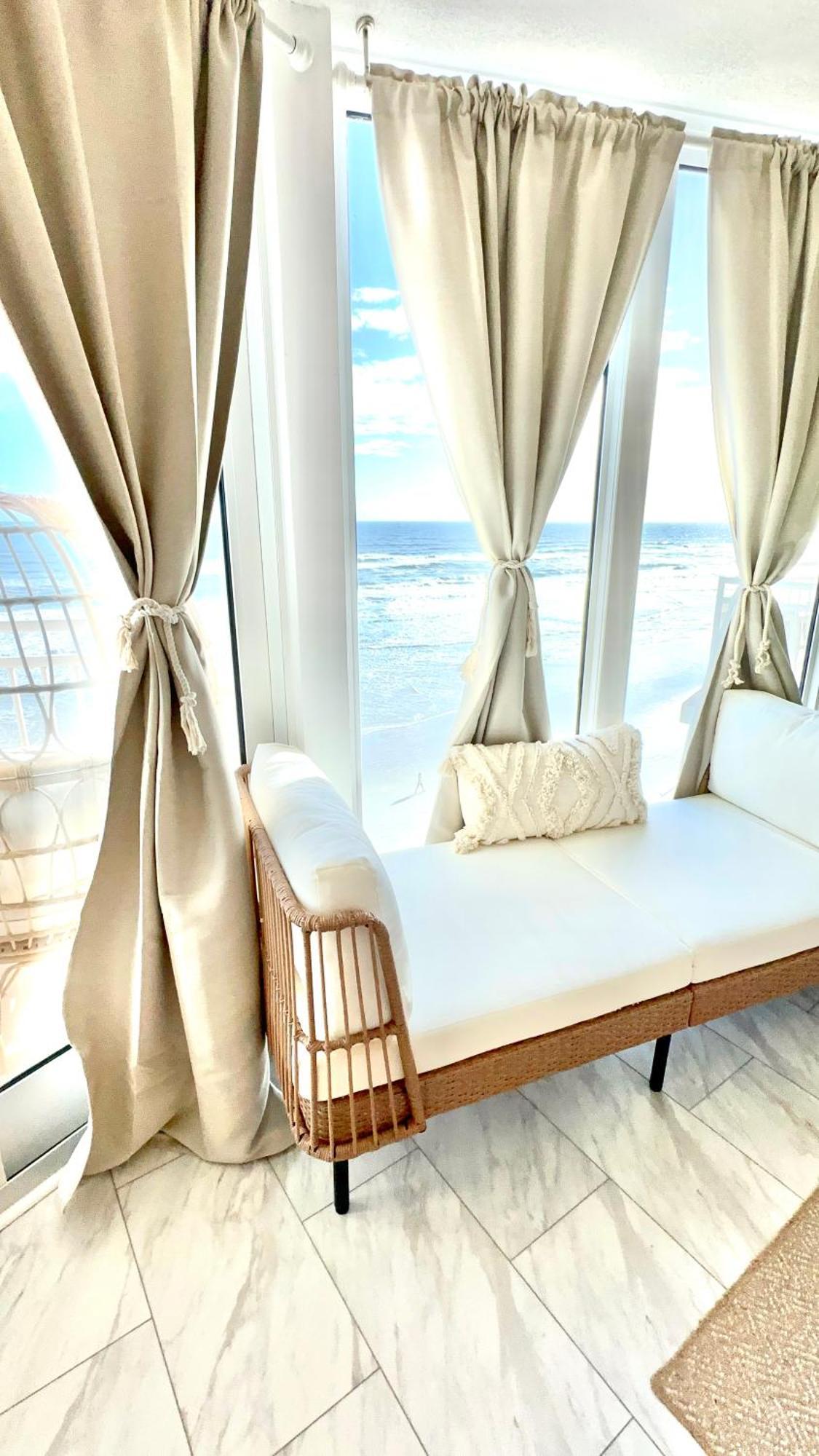 Oasis 601 Gorgeous Ocean Front Ocean View For 10 Sleeps Up To 15 Apartment Daytona Beach