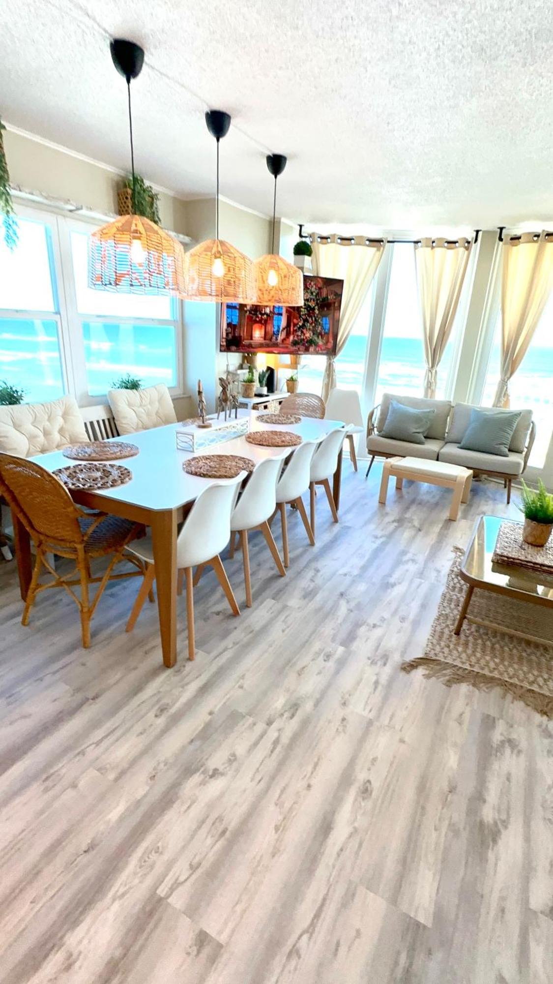 Oasis 601 Gorgeous Ocean Front Ocean View For 10 Sleeps Up To 15 Apartment Daytona Beach