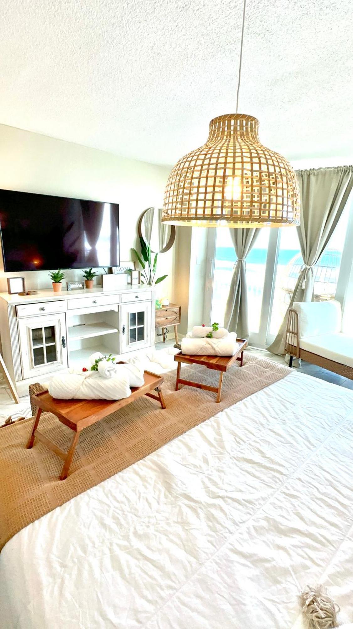 Oasis 601 Gorgeous Ocean Front Ocean View For 10 Sleeps Up To 15 Daytona Beach