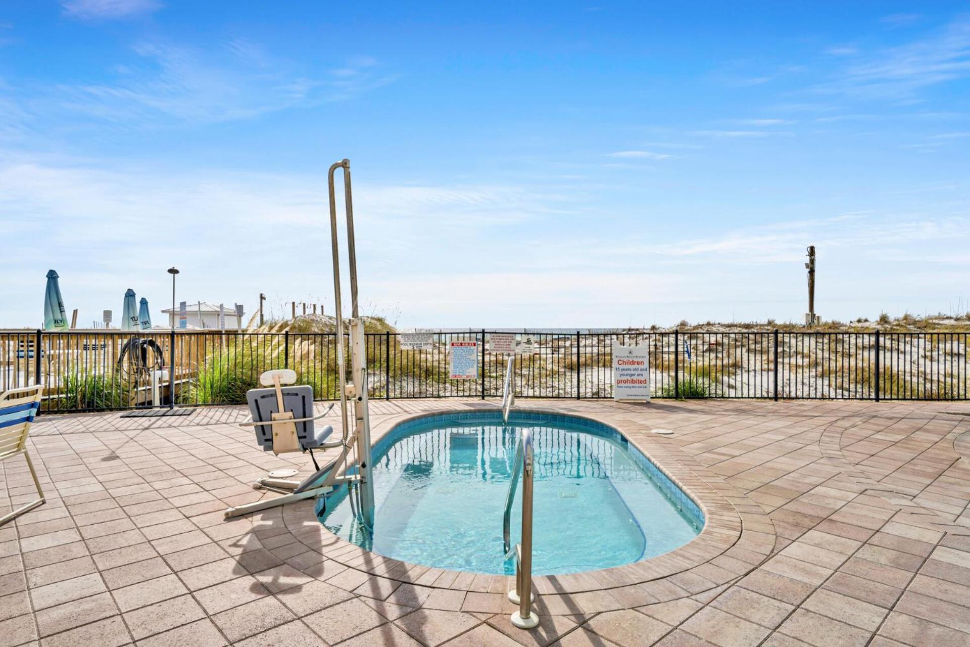 Pelican Unit 1109 Destin