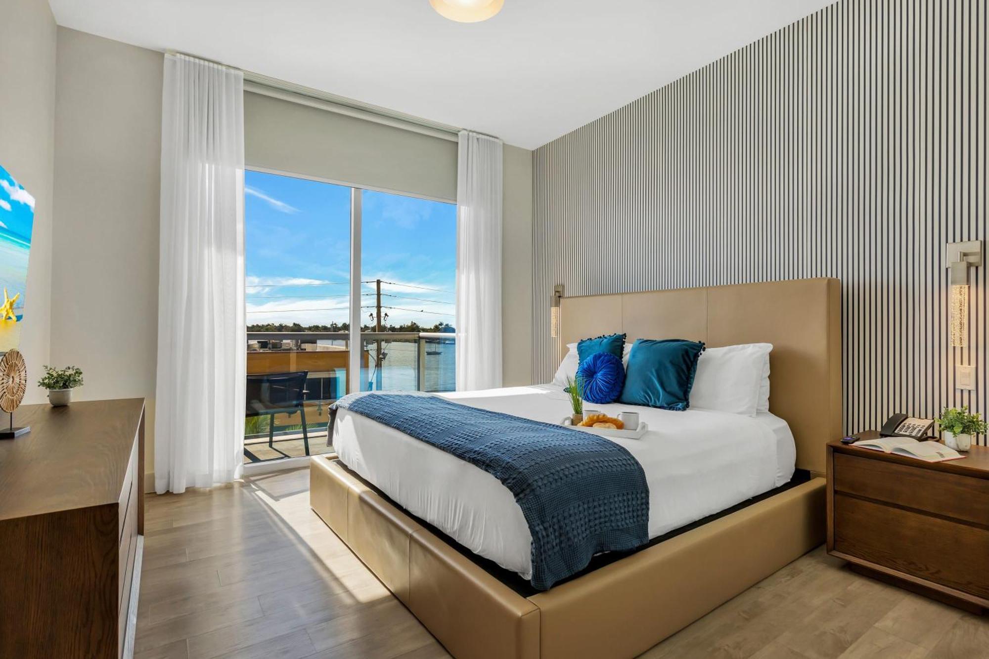 Costa Aparthotel 4*