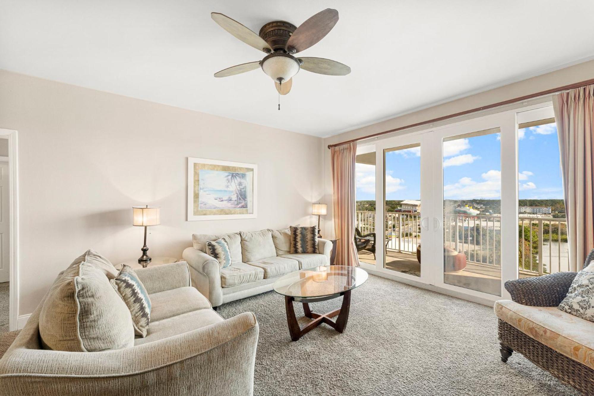 Laketown Wharf 0932 Apartment