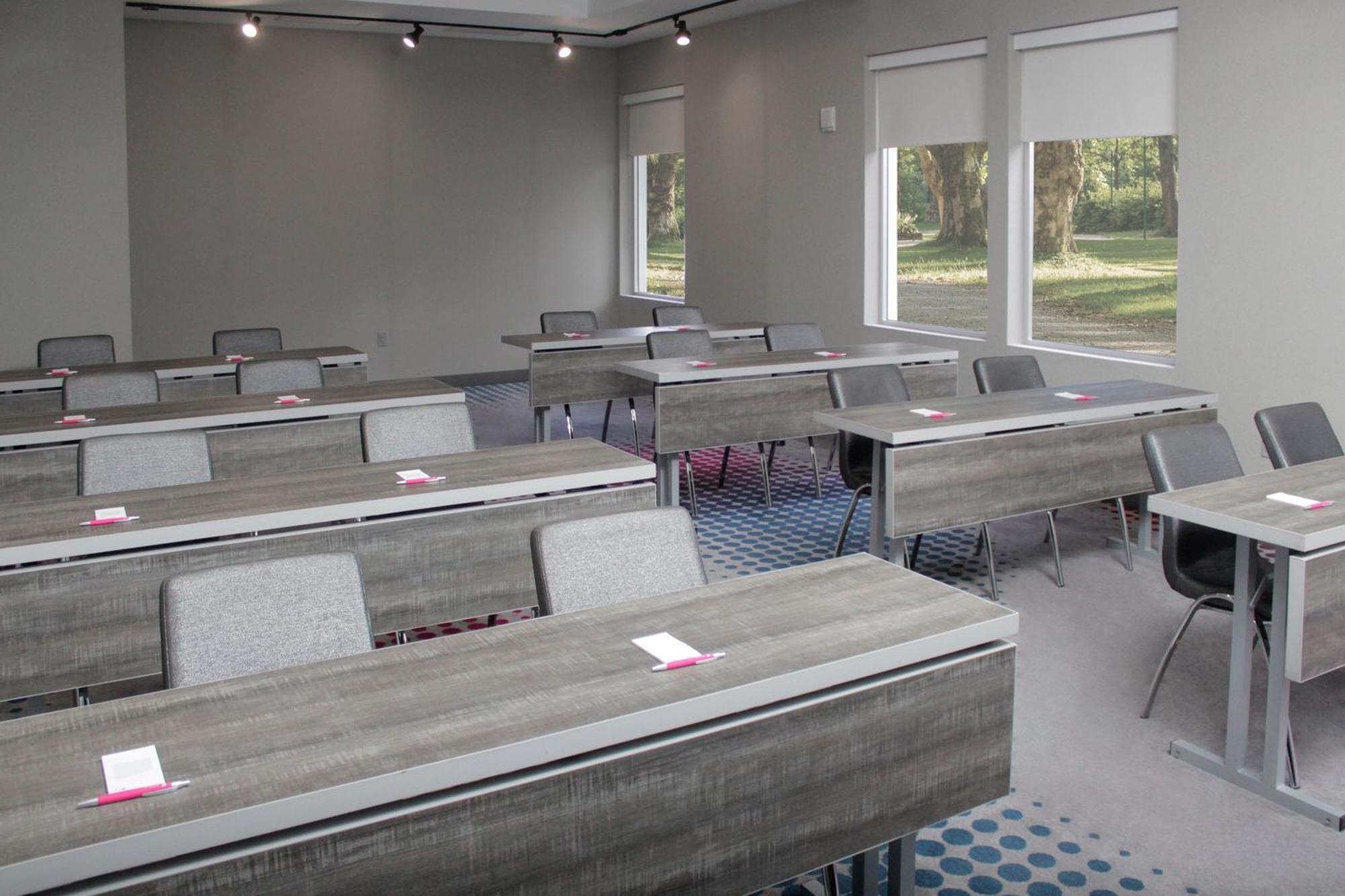 Aloft Miami 3*