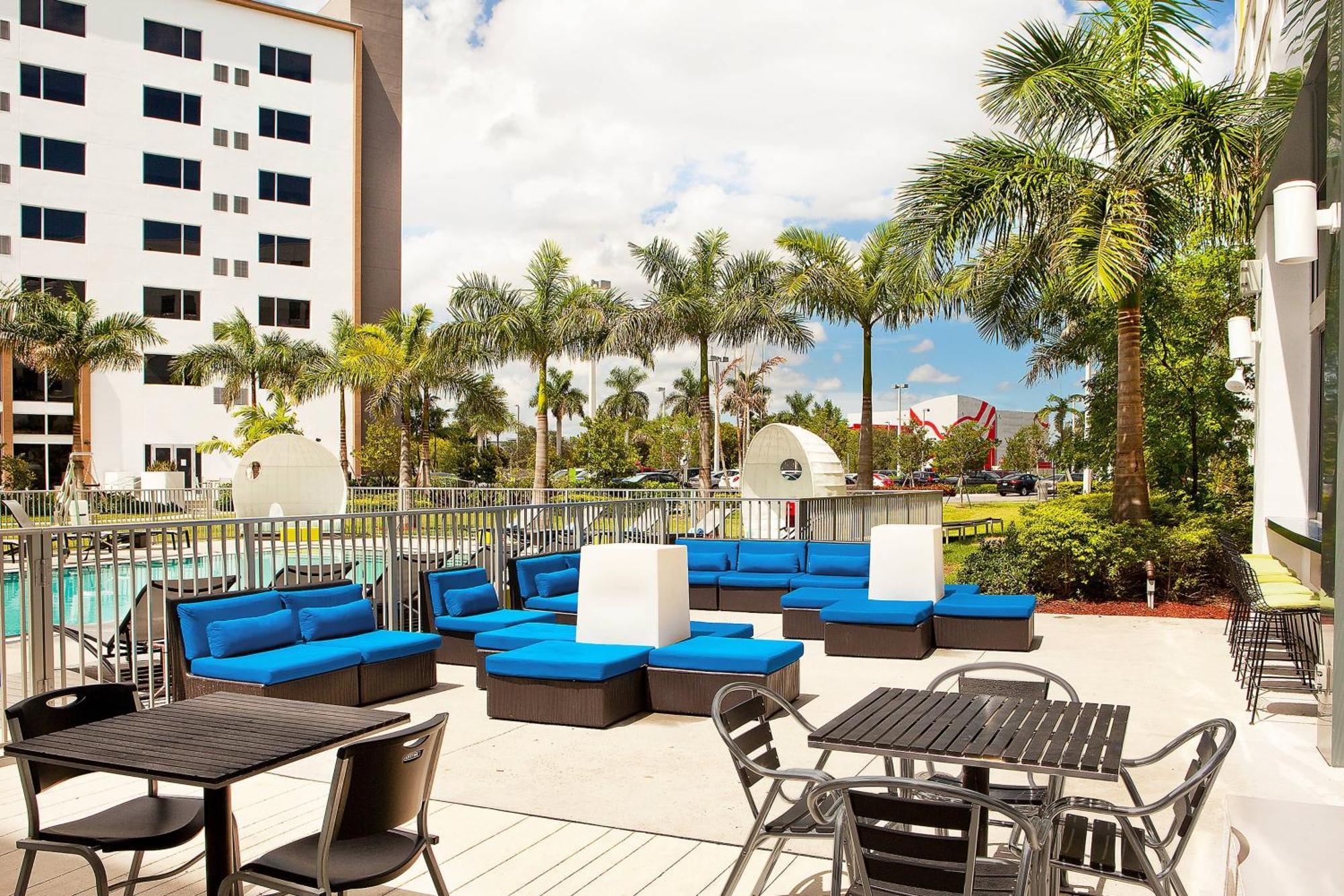 Aloft Miami Hotel 3*