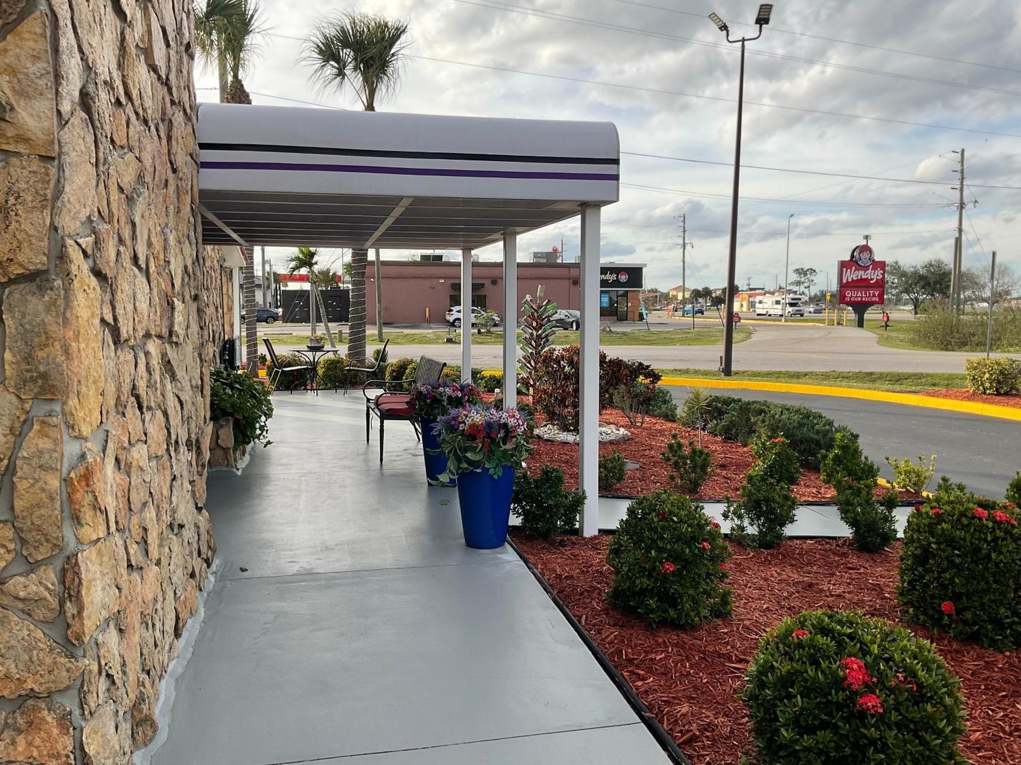 Knights Hotel Punta Gorda