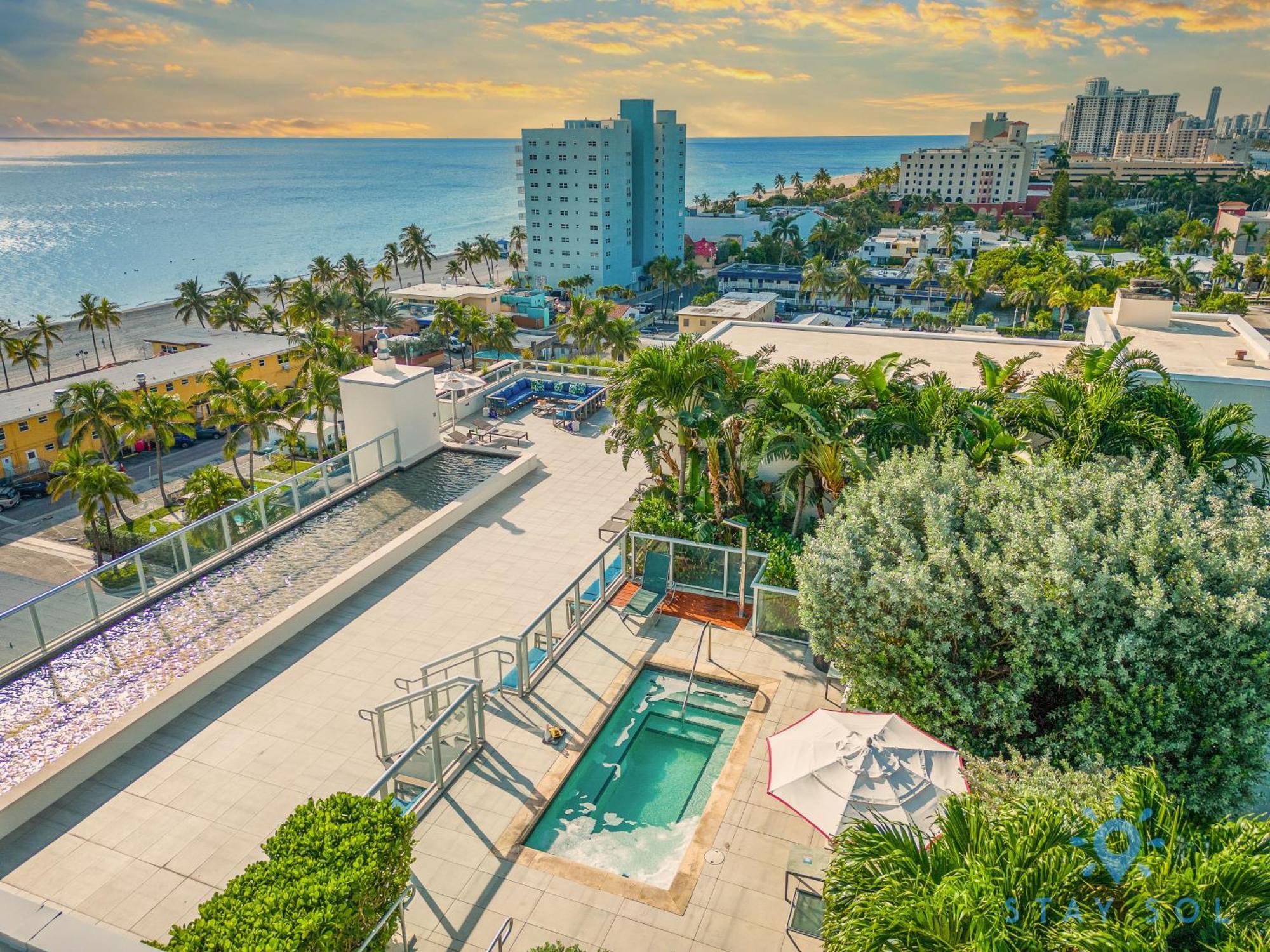 Costa Aparthotel Hollywood