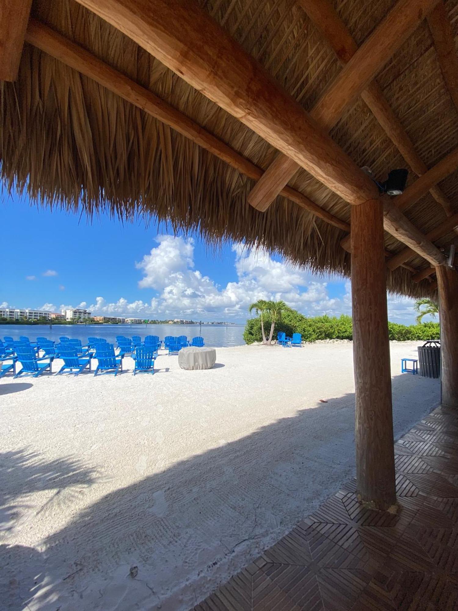 The At Fishermen's Village - 2 Bedroom Hotel