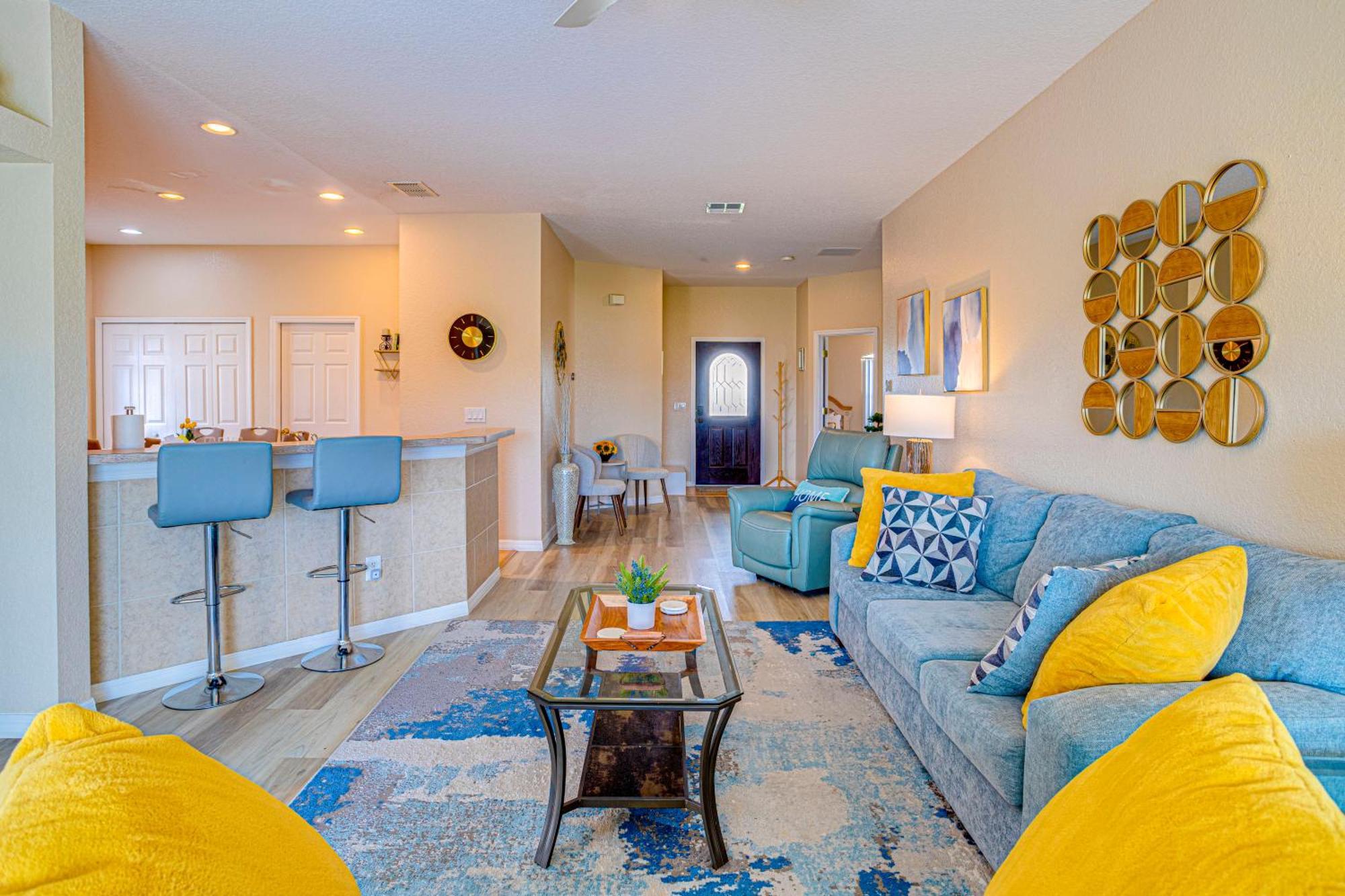 Dream - New 4br/3ba - 6 Miles From *
