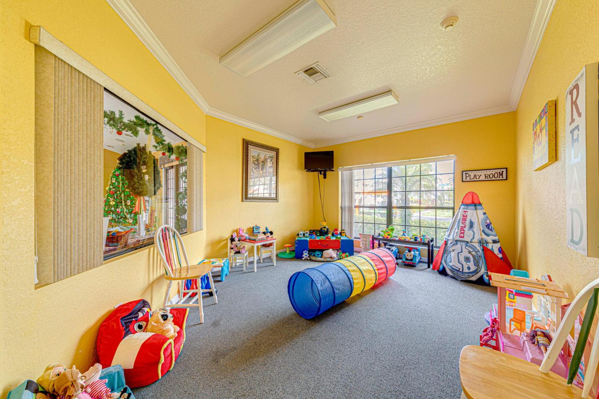 Dream - New 4br/3ba - 6 Miles From Villa Orlando