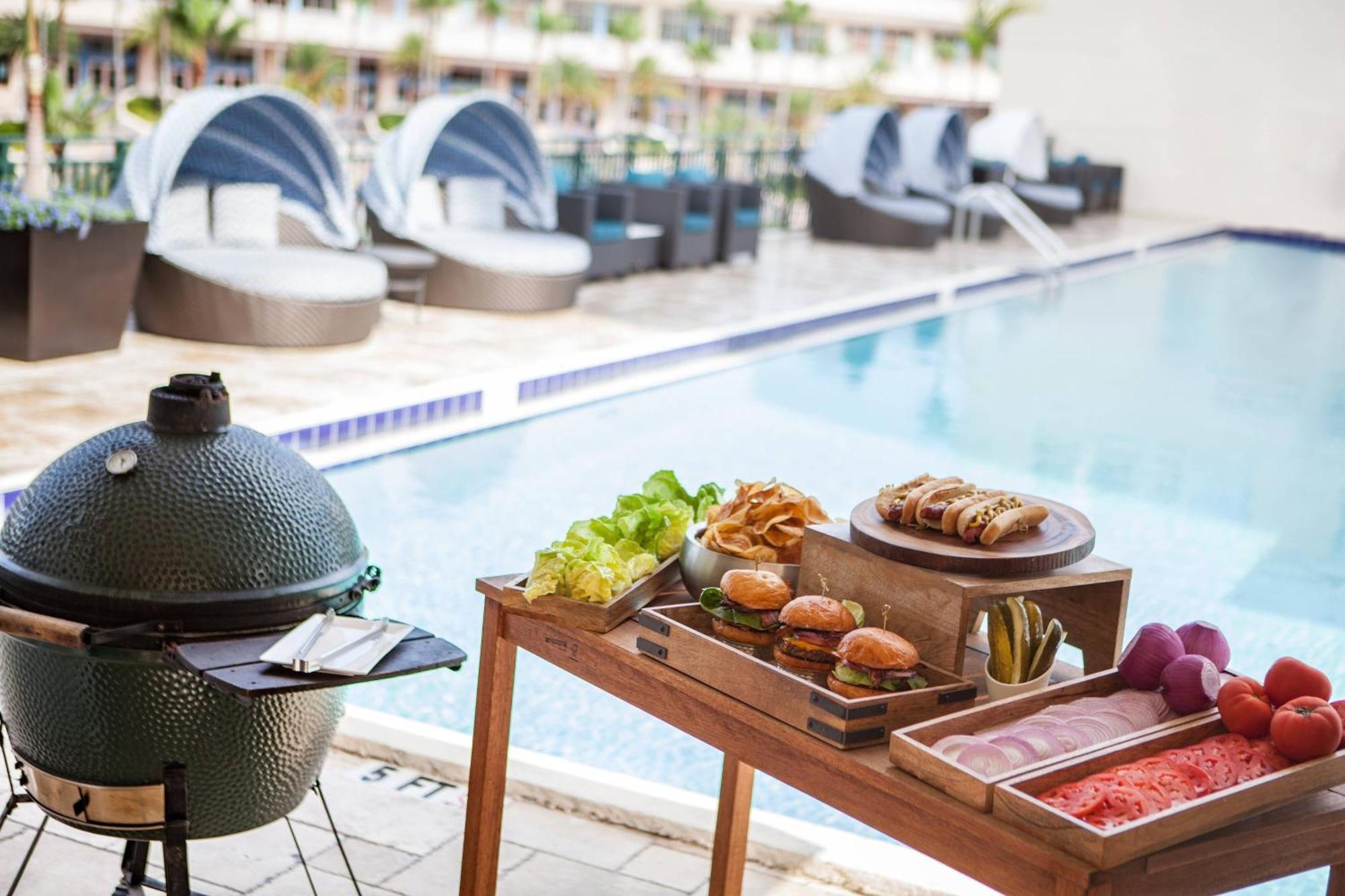 Marriott Water Street Hotel 4*
