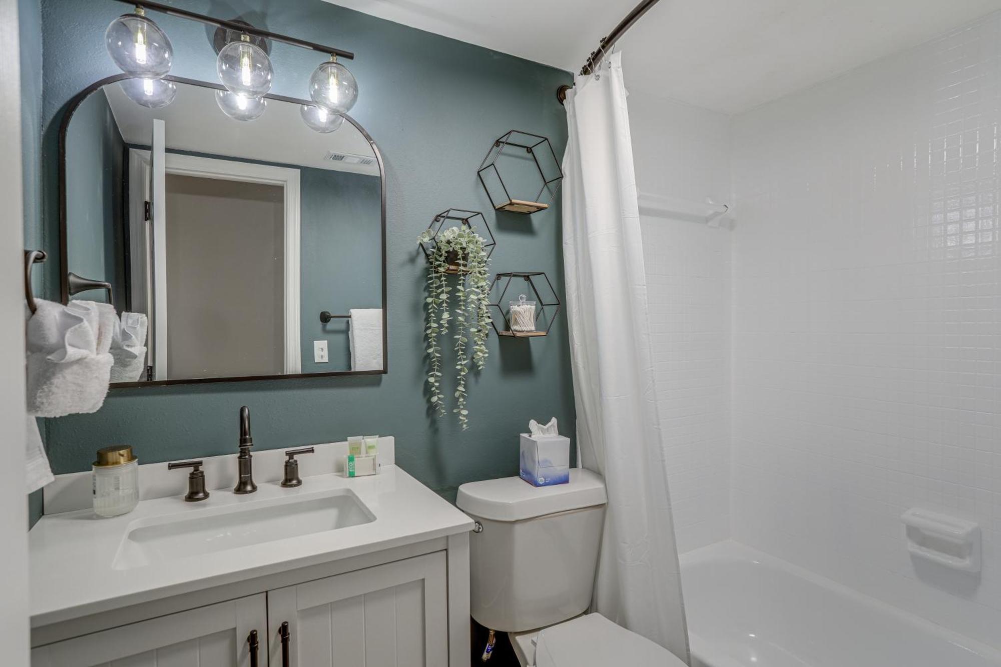 Fully Remodeled St Petersburg With Private Pool * St. Petersburg