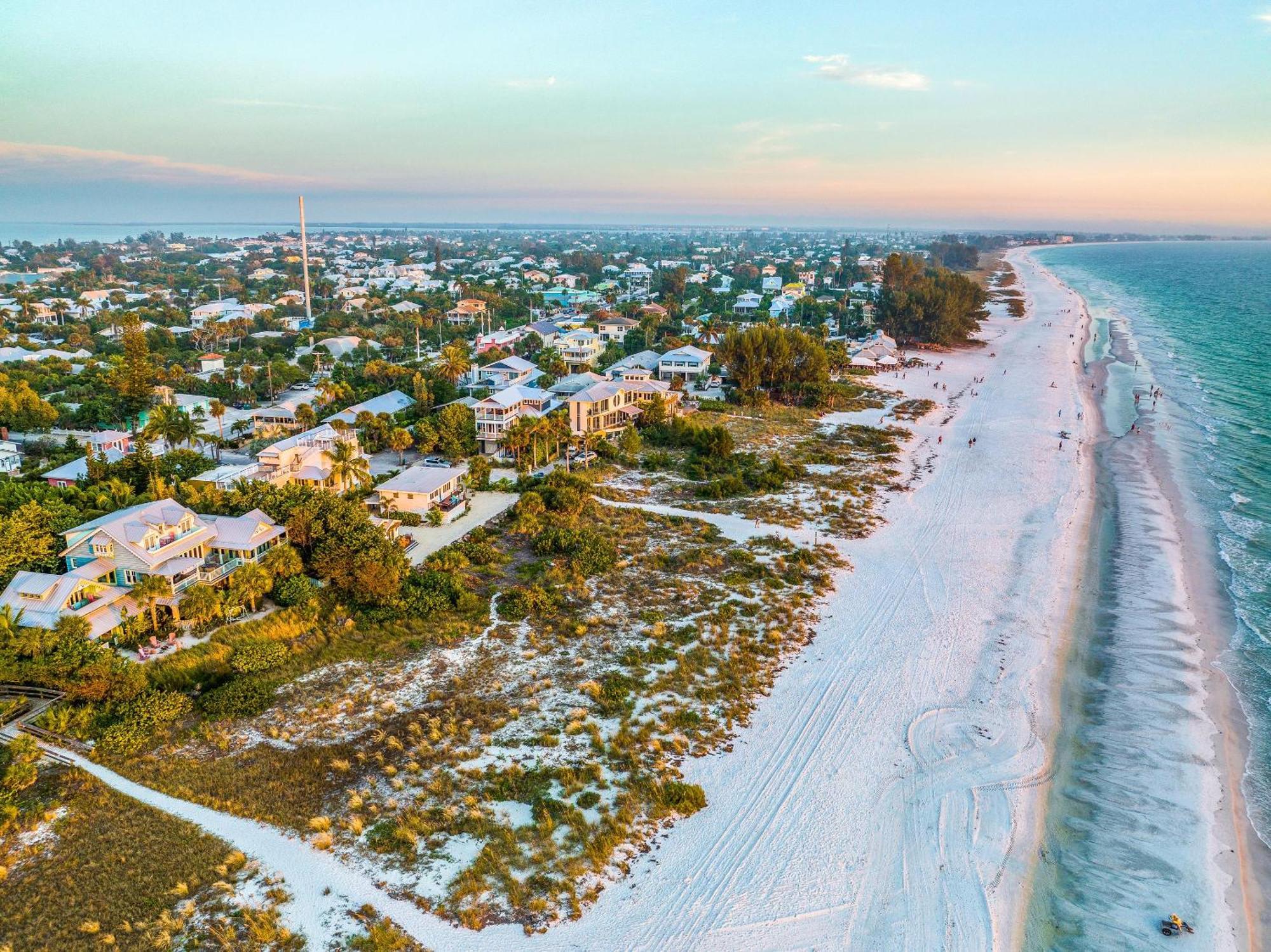 High Tide Anna Maria