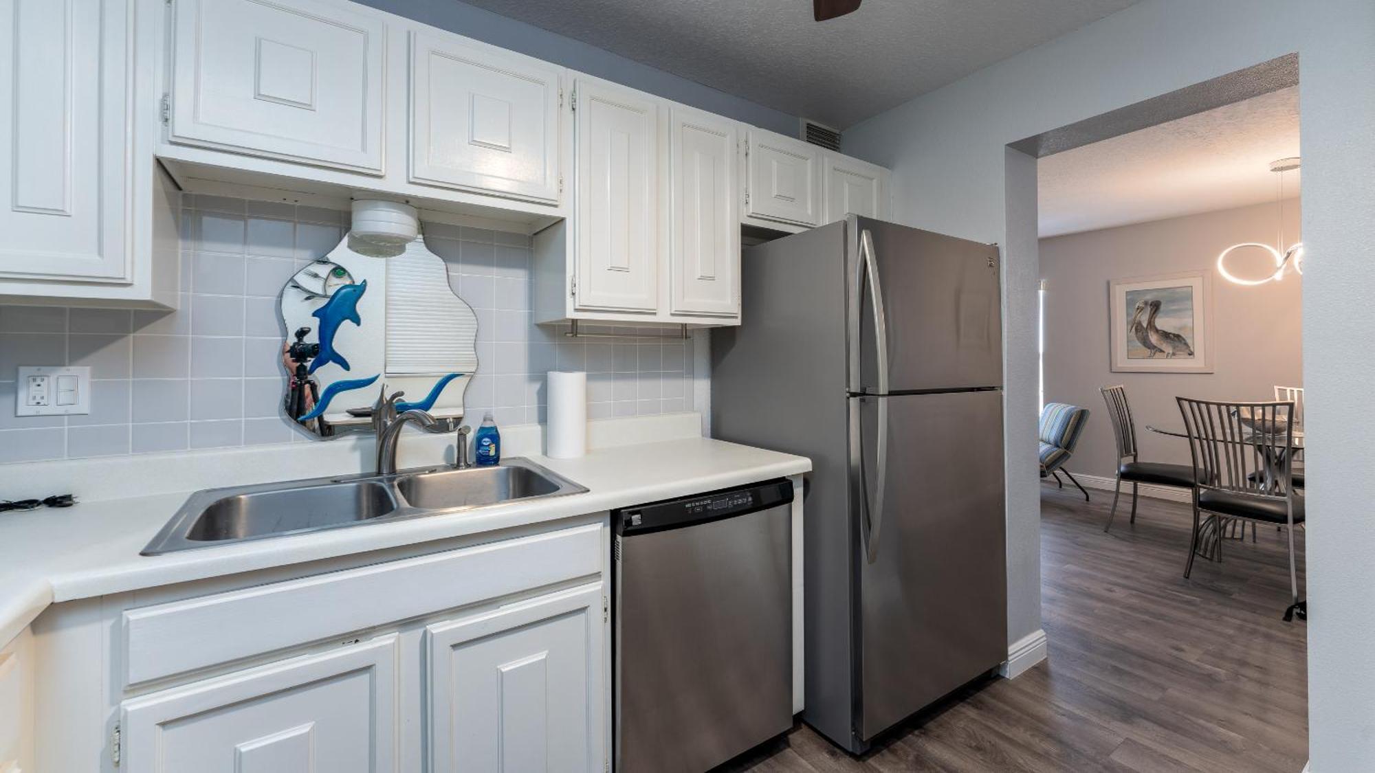 Direct Access And 2 Pools Located On The No-drive New Smyrna Beach