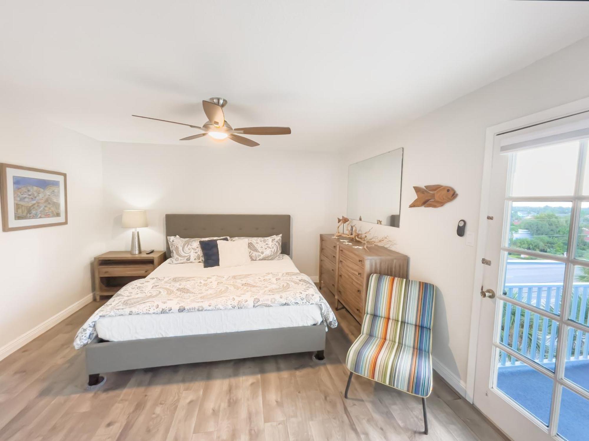 Direct Access And 2 Pools Located On The No-drive Holiday home New Smyrna Beach
