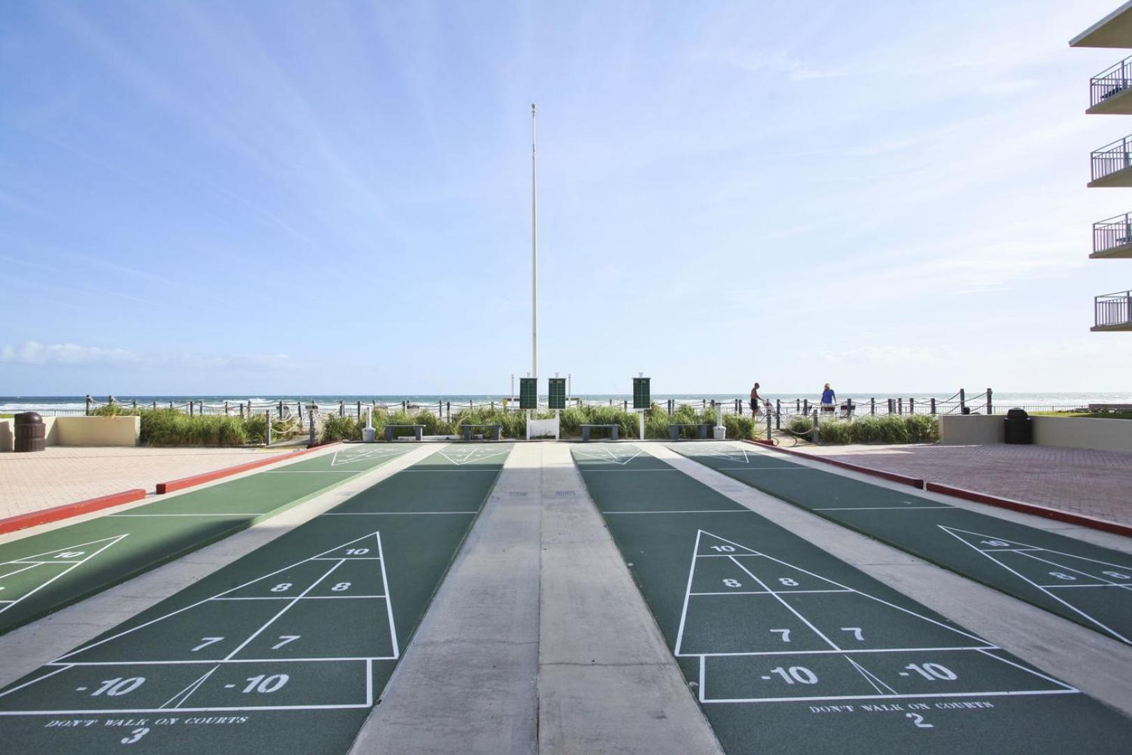 Visit Floor Located On The No-drive With 2 Complex Pools! Holiday home *
