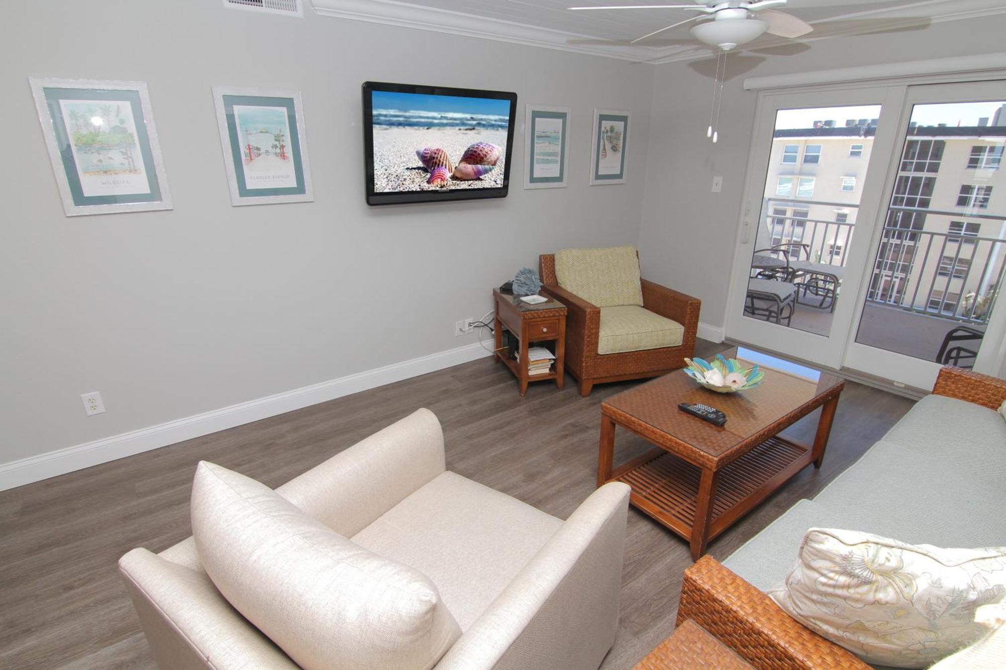 Visit Floor Located On The No-drive With 2 Complex Pools!