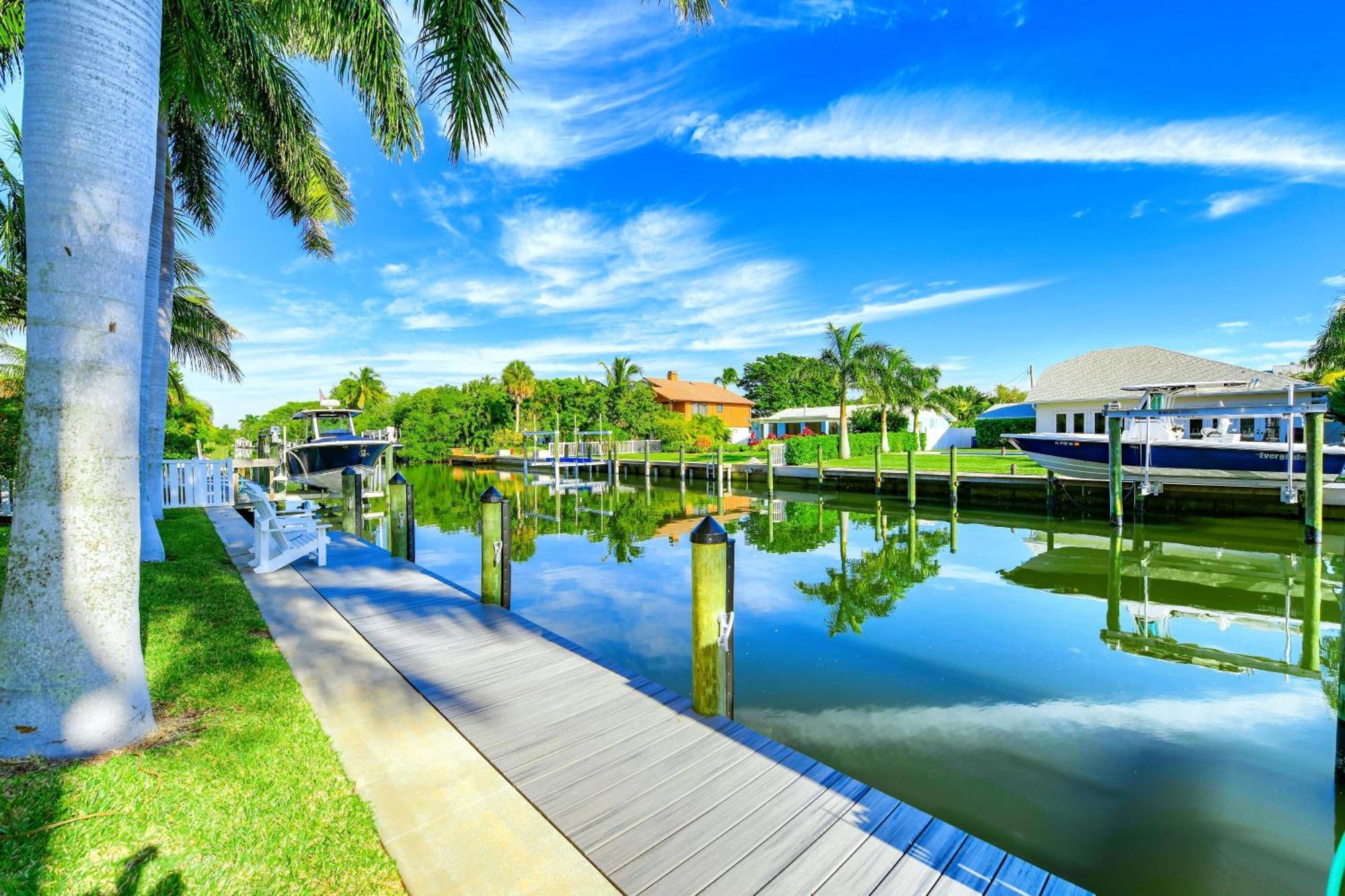 Bikinis And Martinis Waterfront Canal * Anna Maria