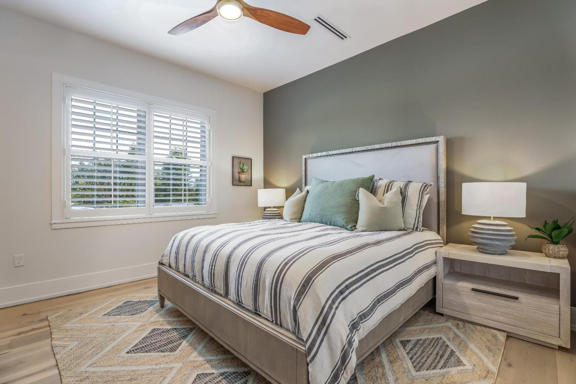 Banyan Manor * Anna Maria