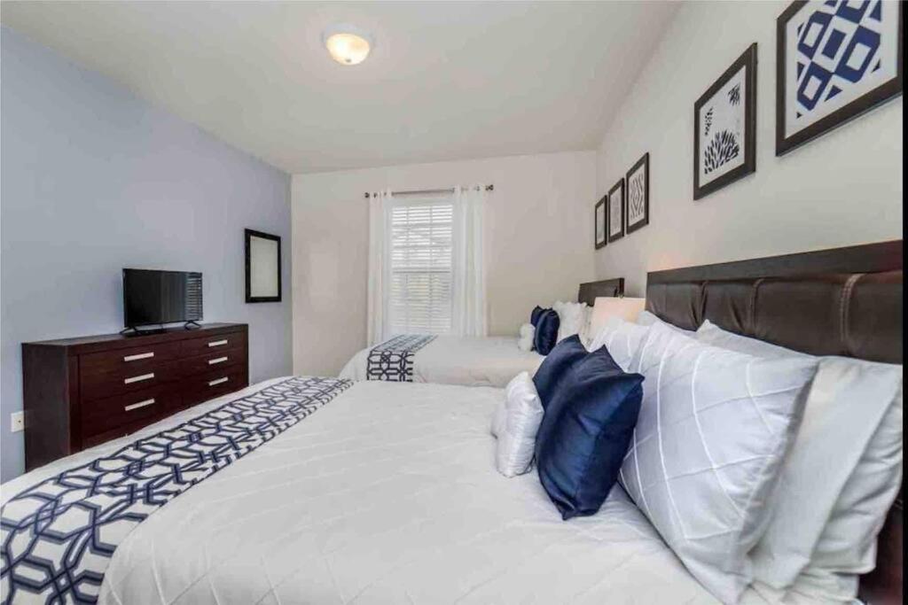 Luxury 9br/6ba/theater/pool/spa/smart Tv Villa *