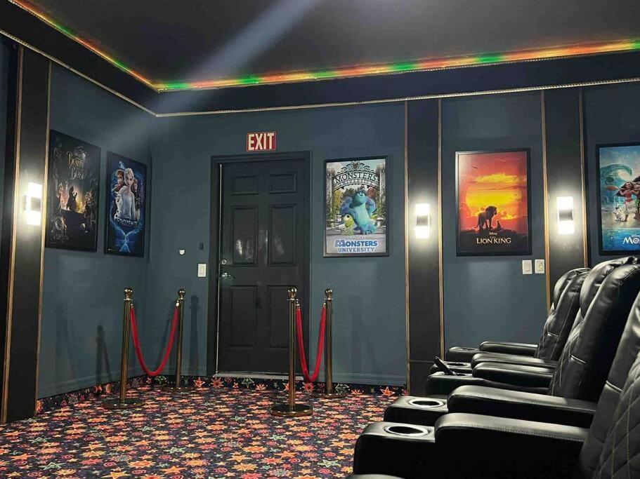 Luxury 9br/6ba/theater/pool/spa/smart Tv * Kissimmee