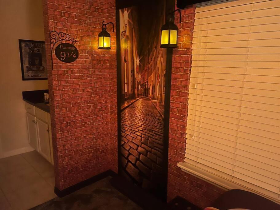 Villa Luxury 9br/6ba/theater/pool/spa/smart Tv *