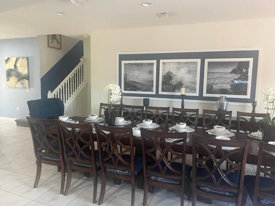 Luxury 9br/6ba/theater/pool/spa/smart Tv * Kissimmee
