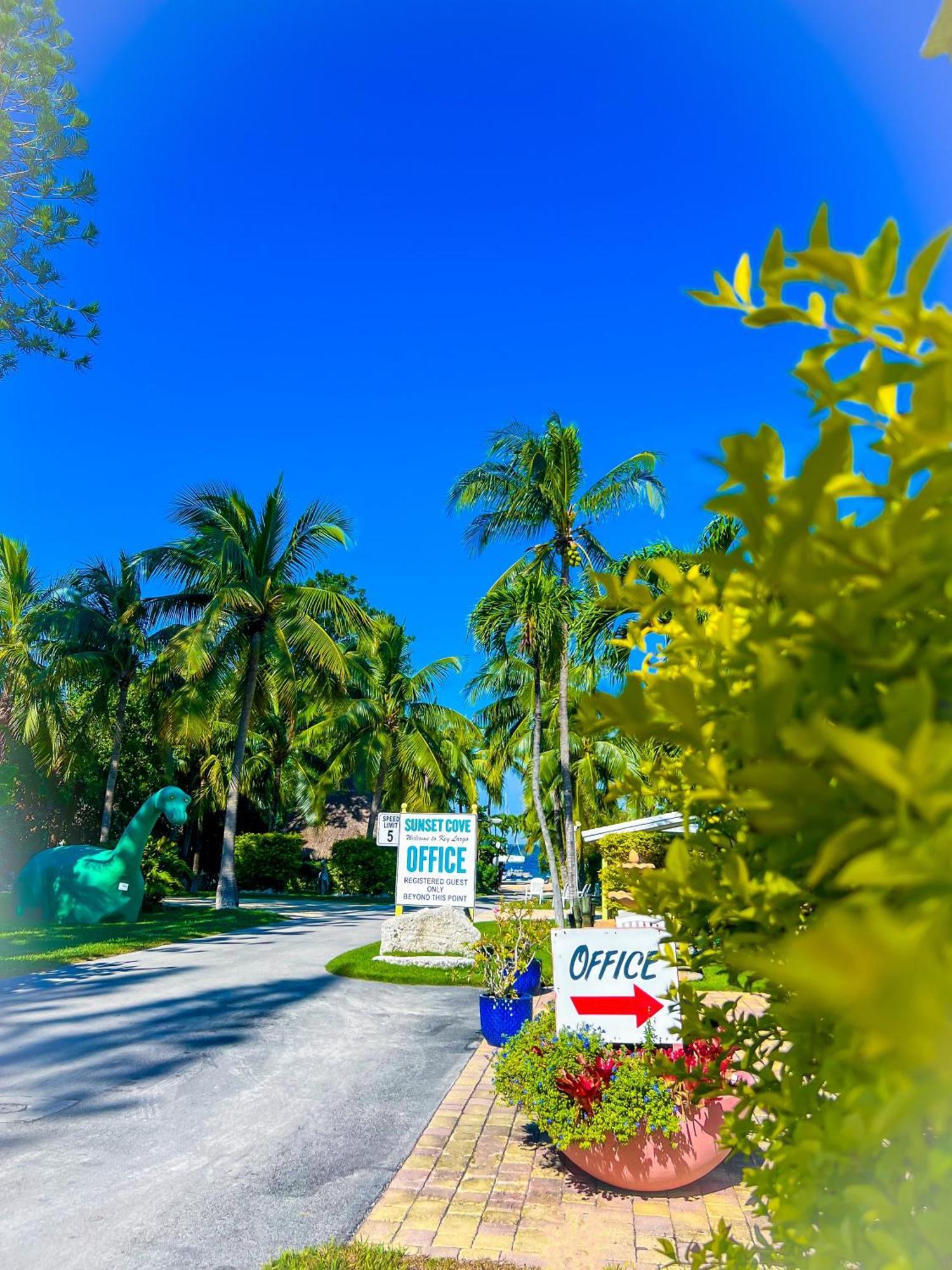 Motel Sunset Cove 2*