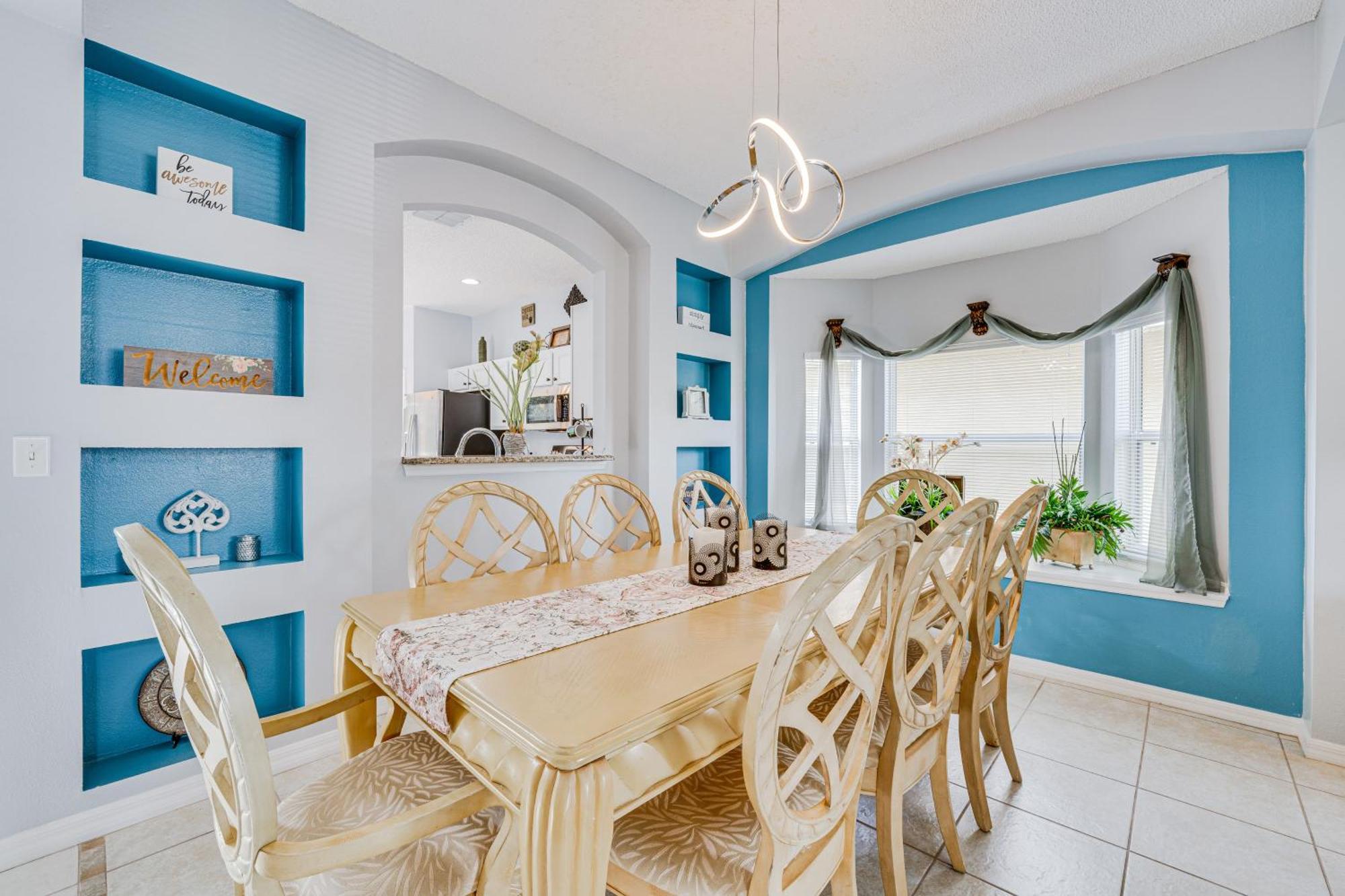 Vacation With Heated Pool And Hot Tub Holiday home