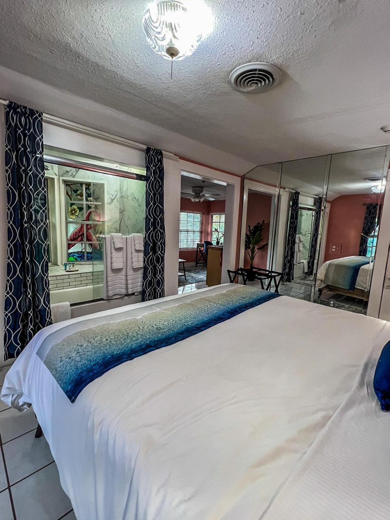 Vinoy House Hotel St. Petersburg