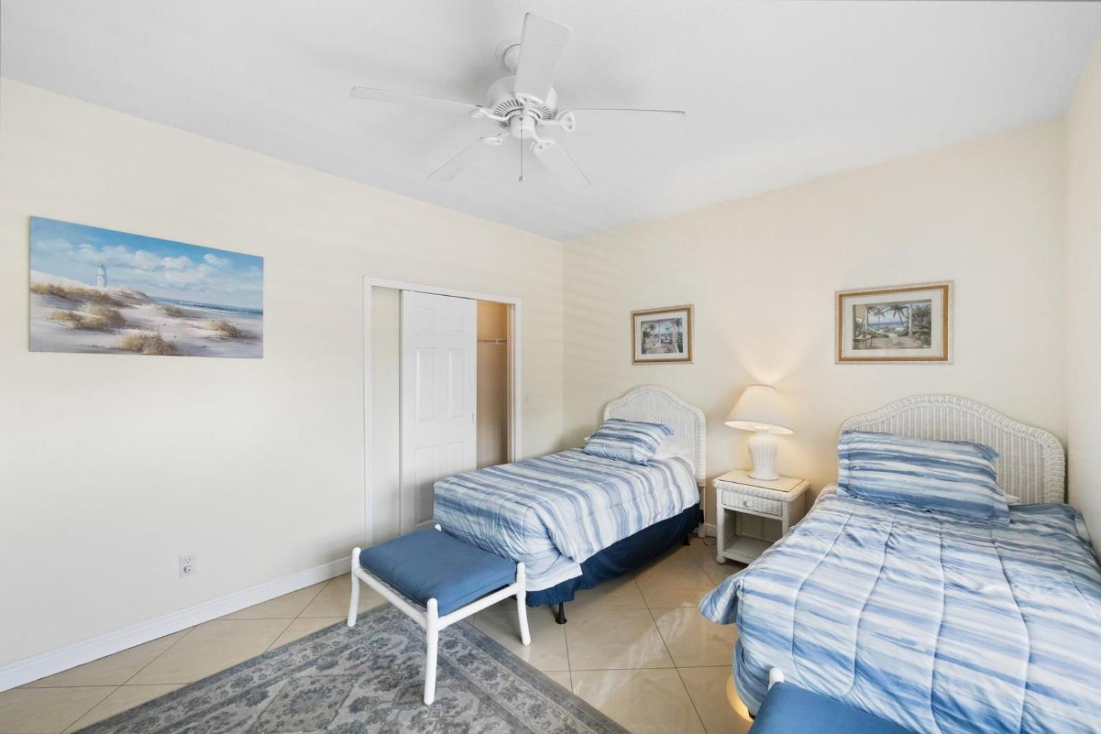 Holiday home 205 Crimson St. Pete Beach