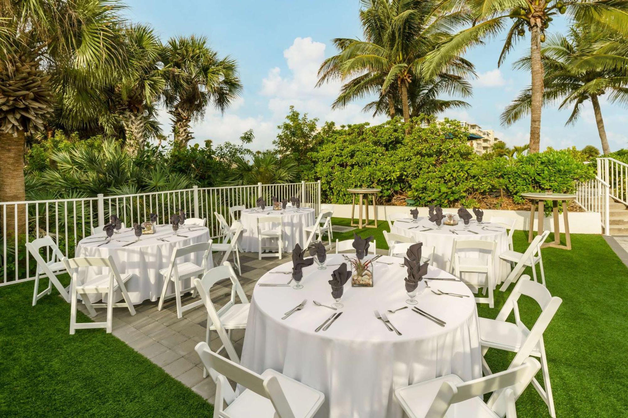 Hilton Garden Cocoa Beach-oceanfront, Fl Resort