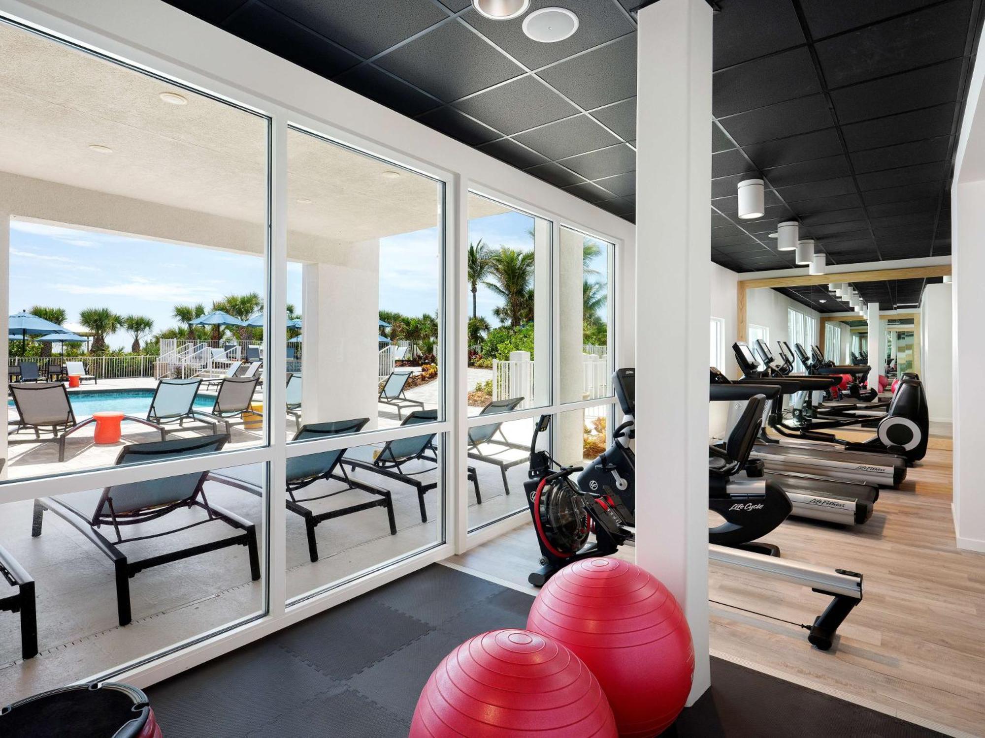 Hilton Garden Cocoa Beach-oceanfront, Fl Resort
