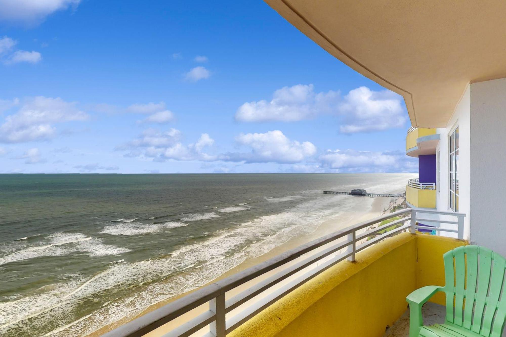 Apartment Ocean Walk 2424a