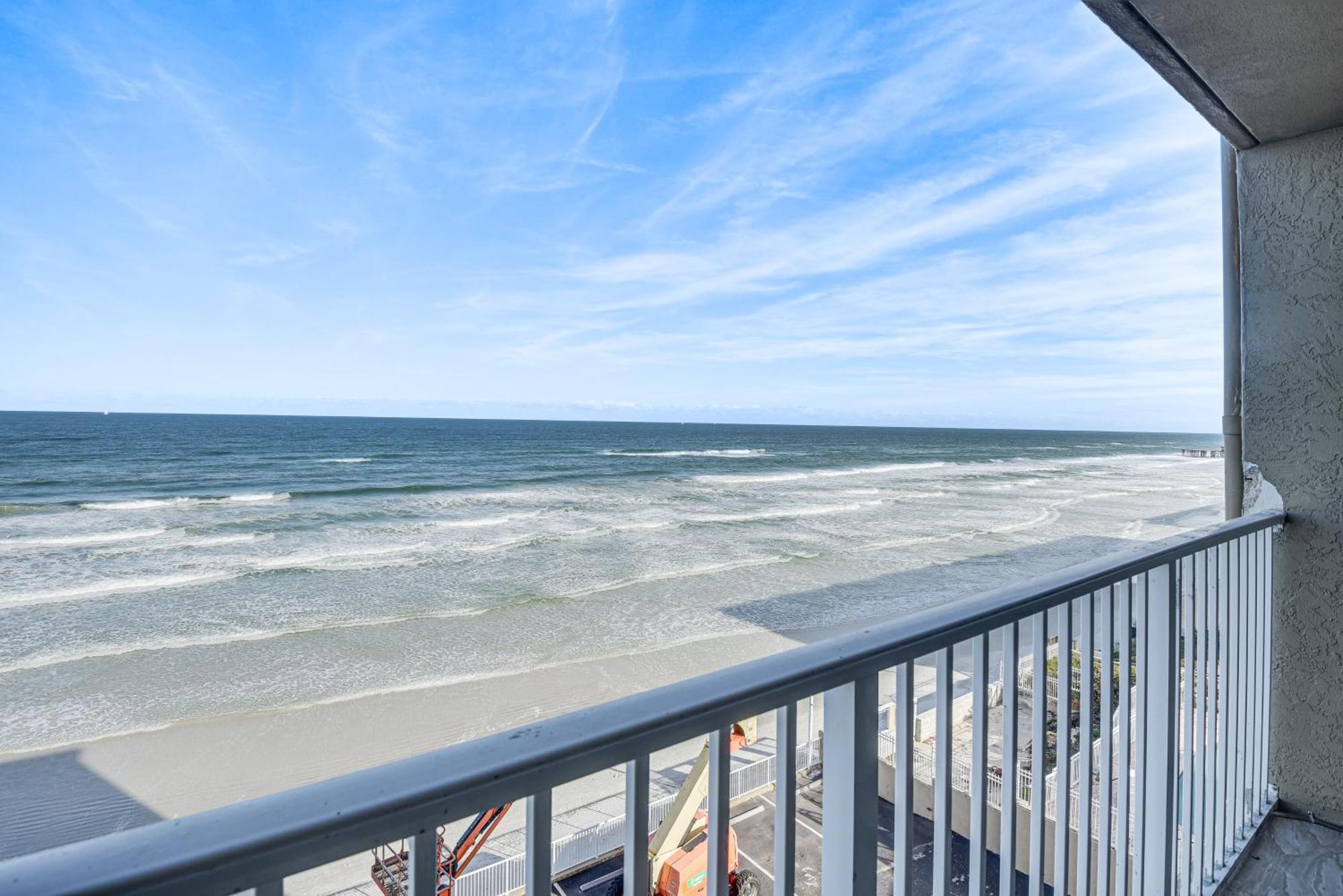 Daytona Retreat Access! Apartment Daytona Beach
