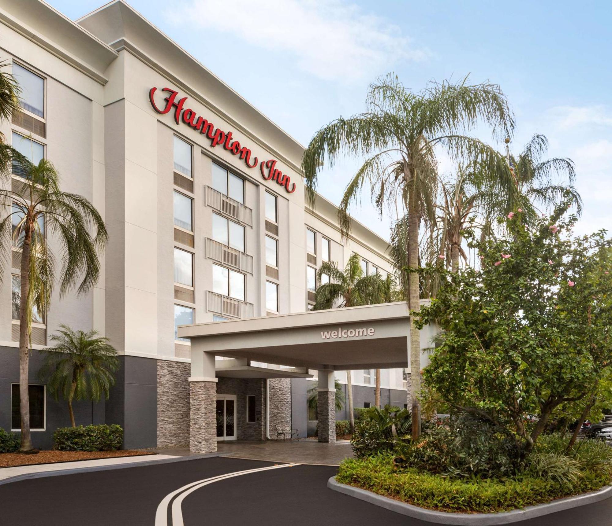 Hotel Hampton 3*