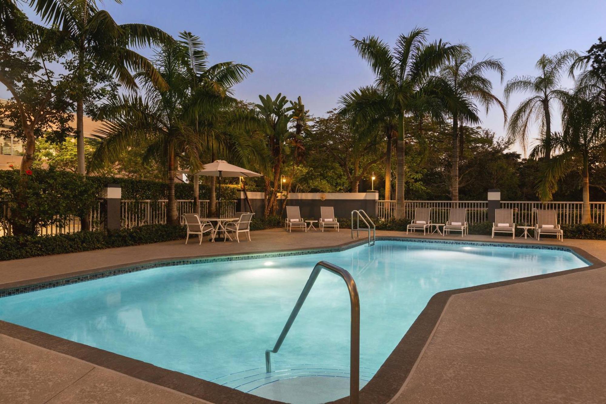 Hotel Hampton