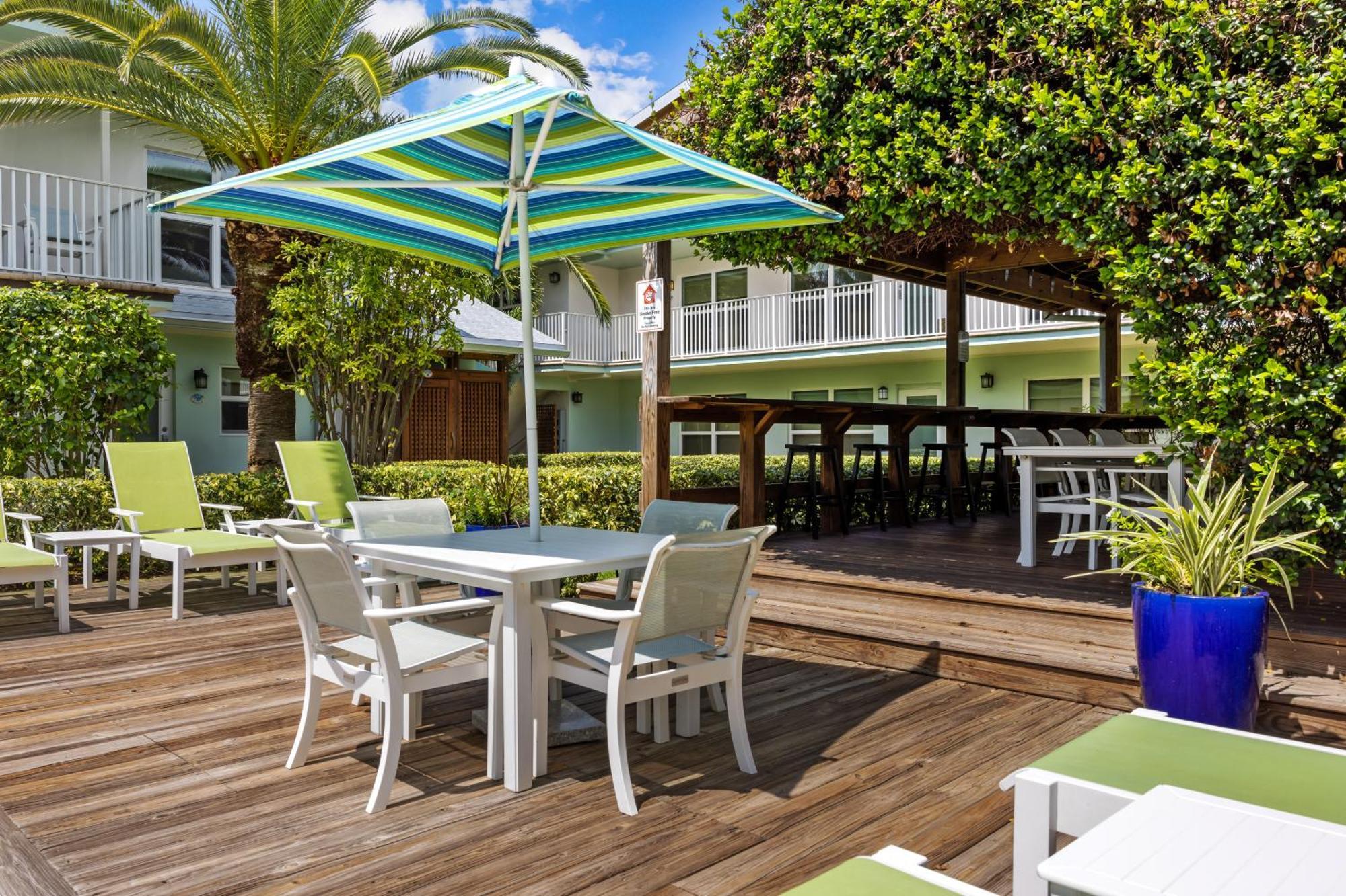 Sun Dek House Inn 3*