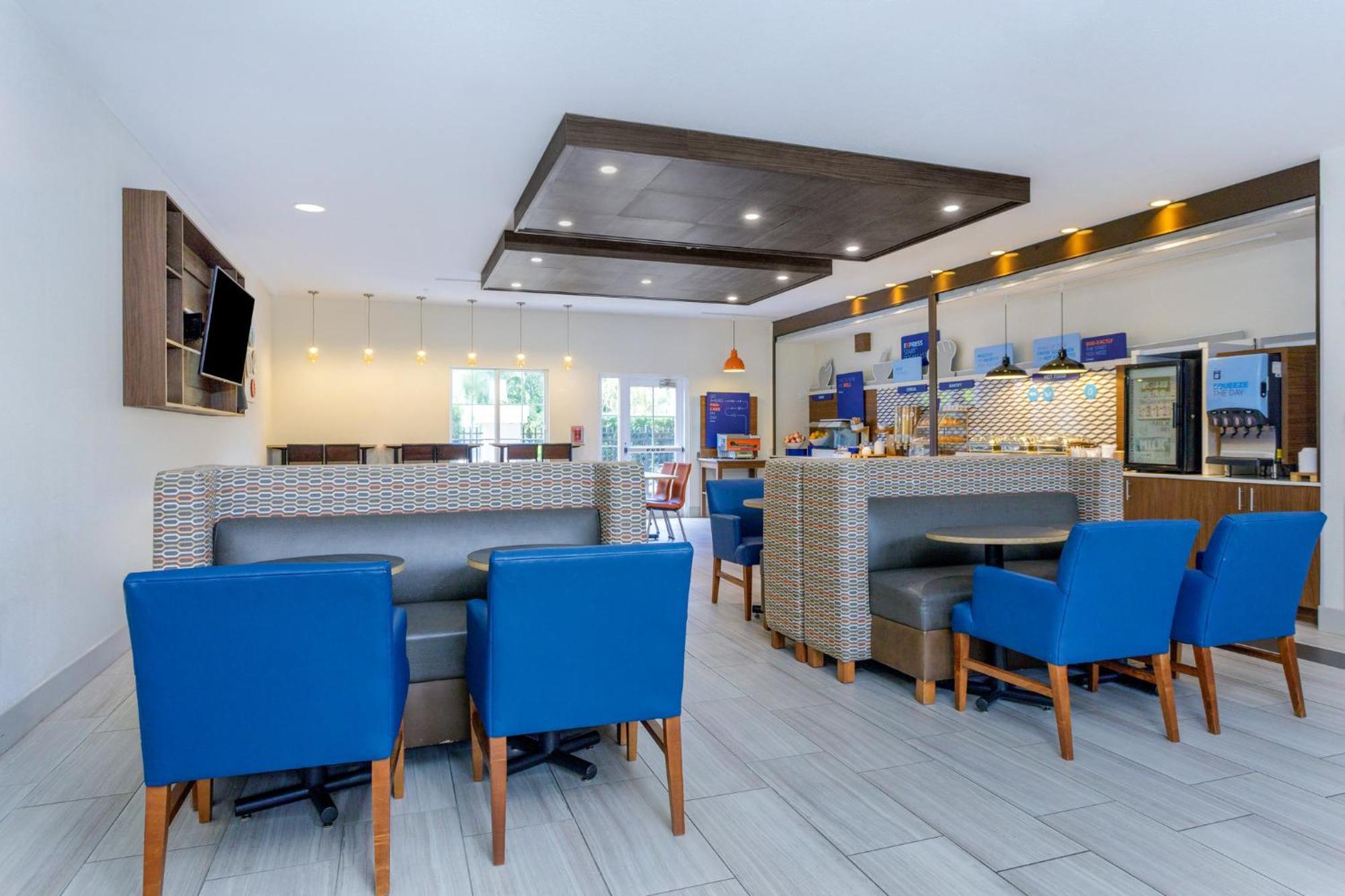 Express North Telecom Park By Ihg 2* Tampa