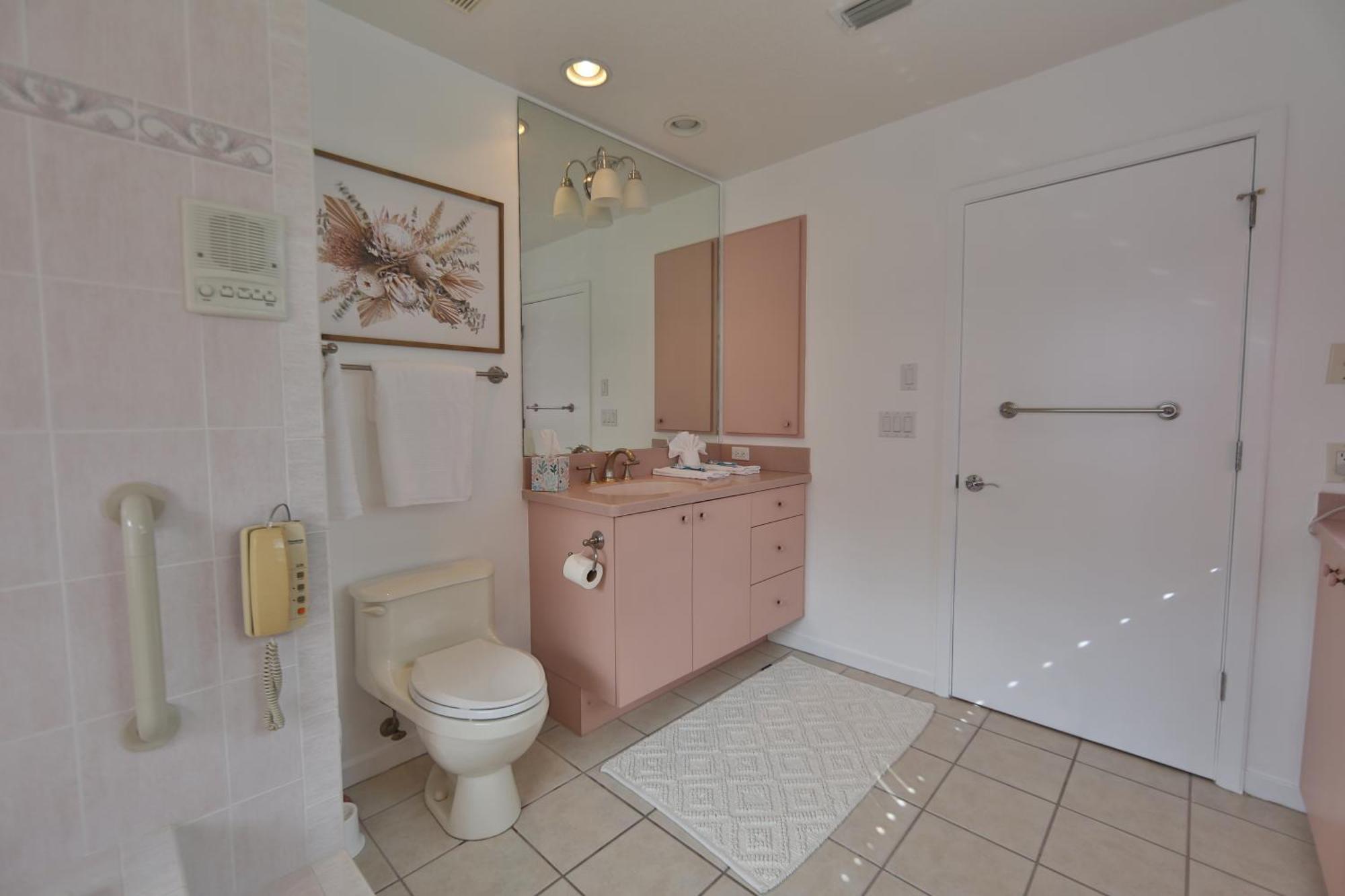 Lakefront Getaway In Sunny Florida With Heated Pool Villa *