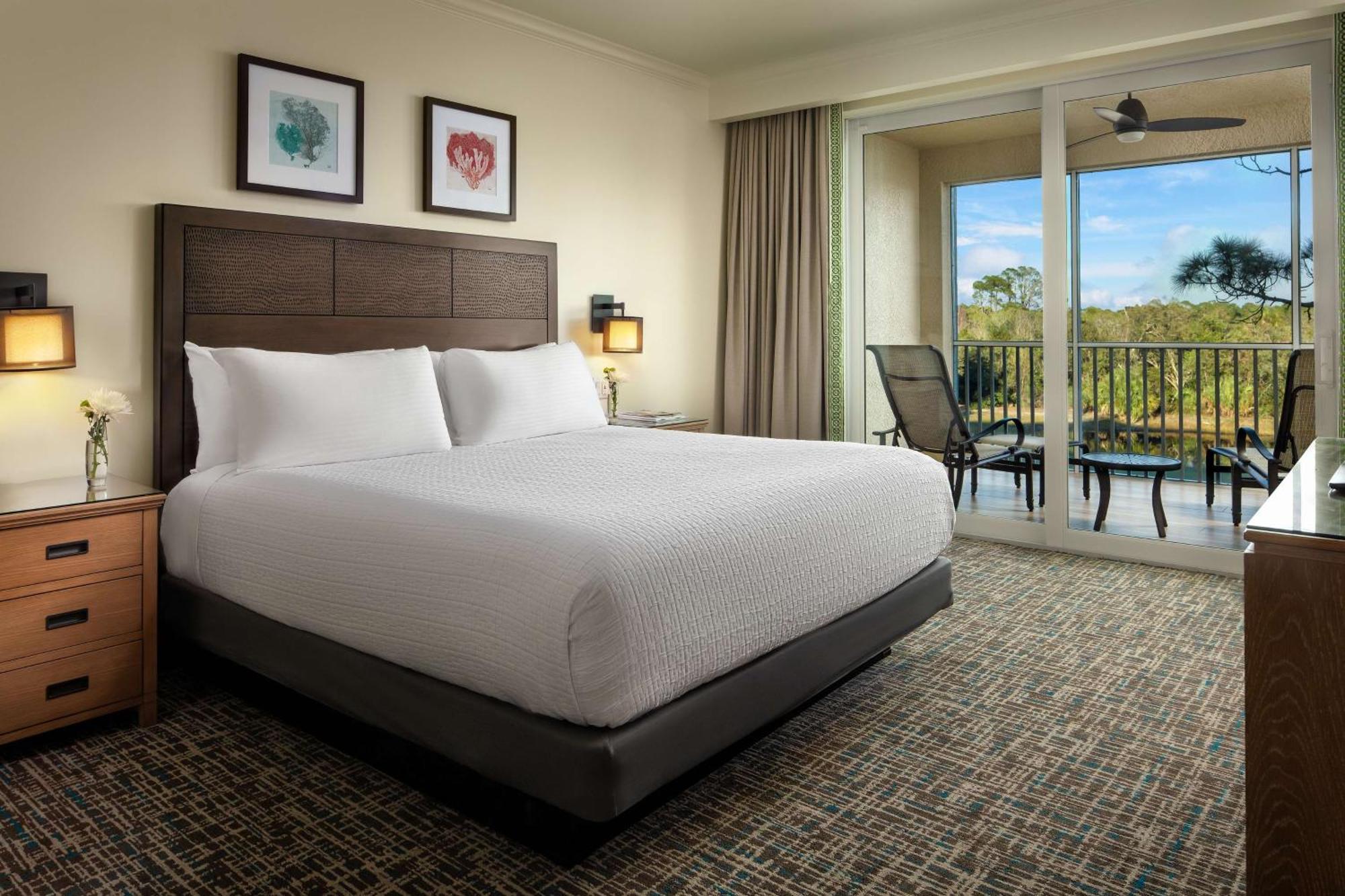 Hyatt Vacation Club At Coconut Cove 4*