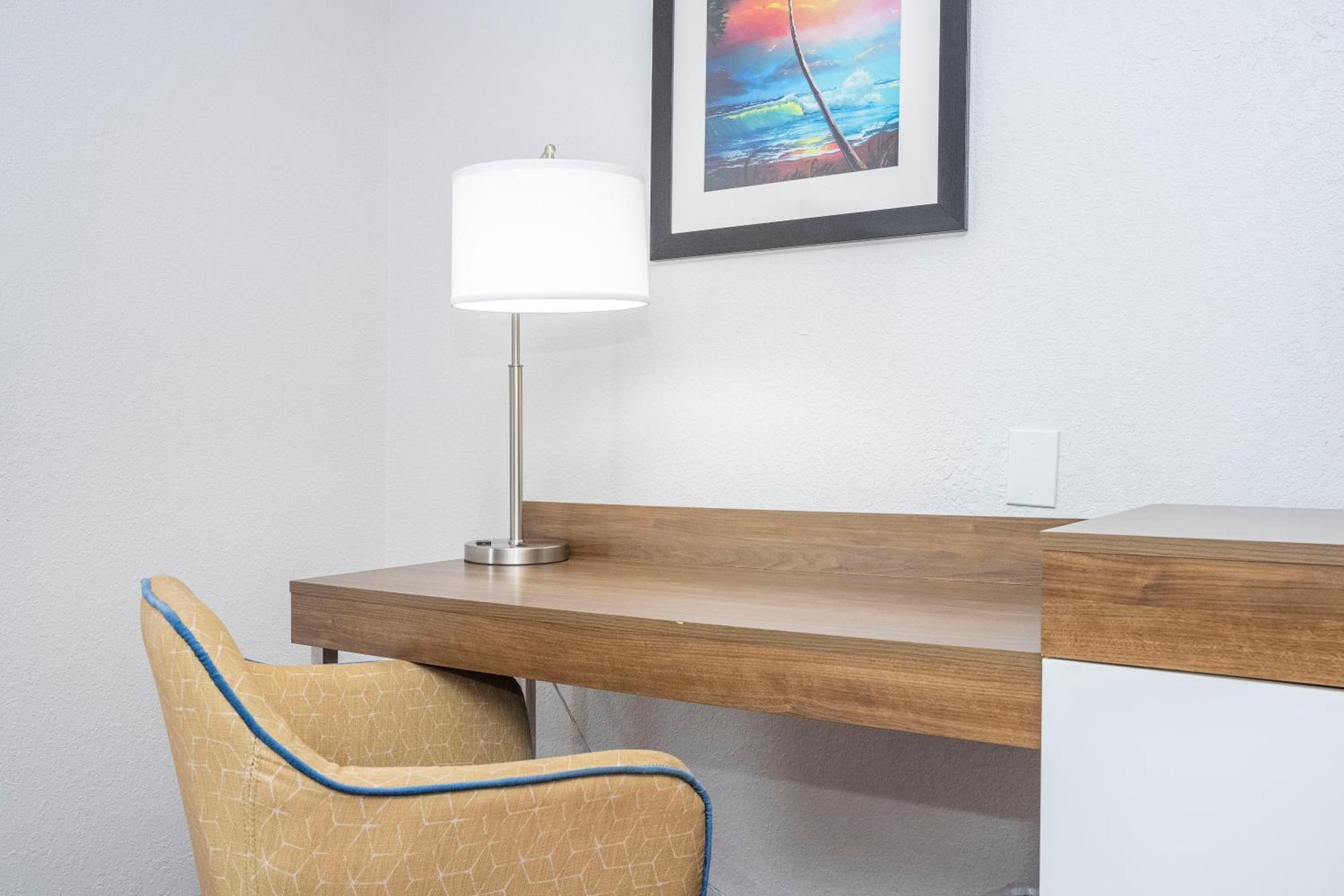 Hampton By Hilton Spring Hill 3* Timber Pines