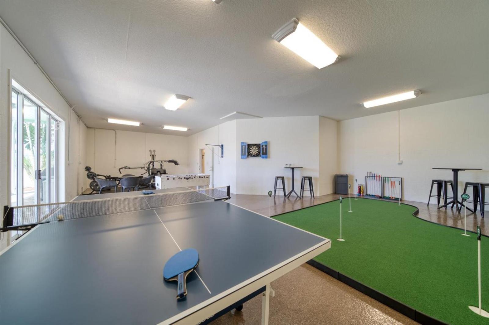 Waterfront Luxury W/ Heated Salt Pool & Golf Cart *