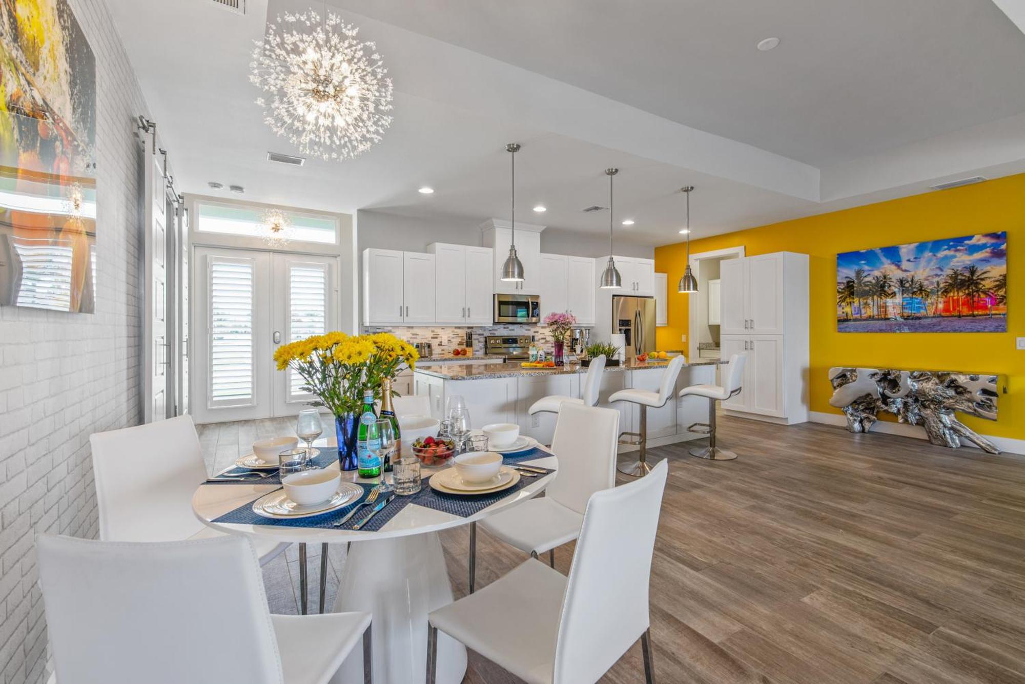 Dandelion Villa